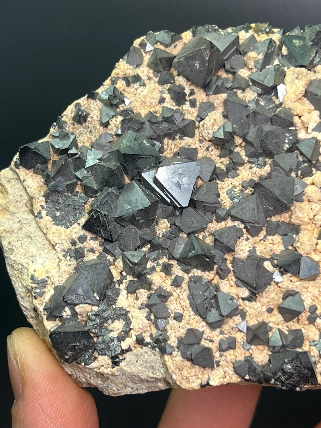 Magnetite On Matrix Specimen - Crystal Gemstone AE 