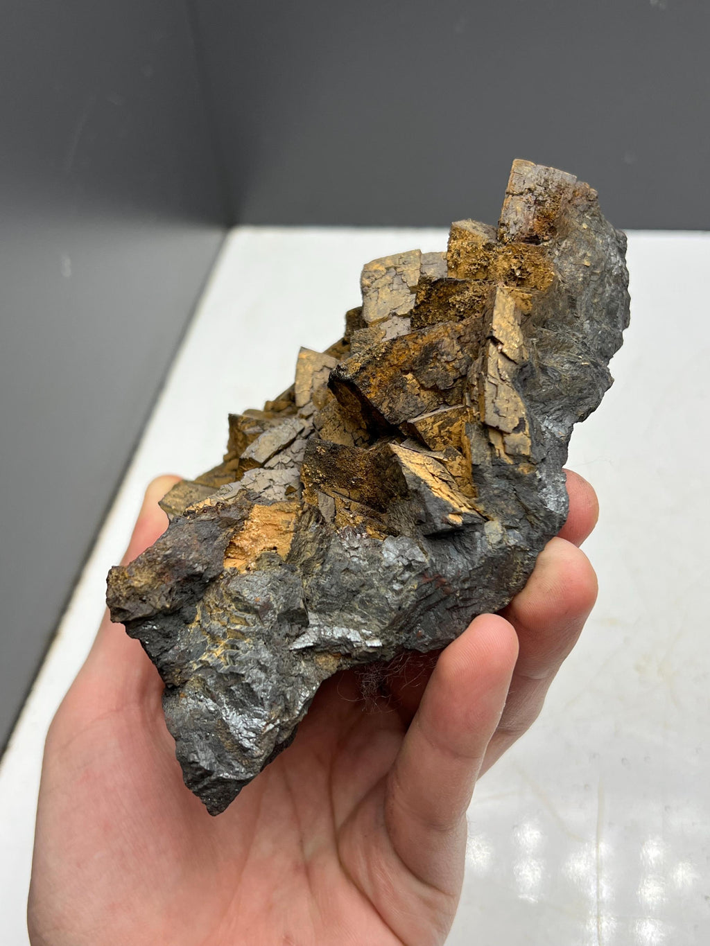 Very special and showy limonite on iron siderite, From Turkey - Crystal Gemstone AE 