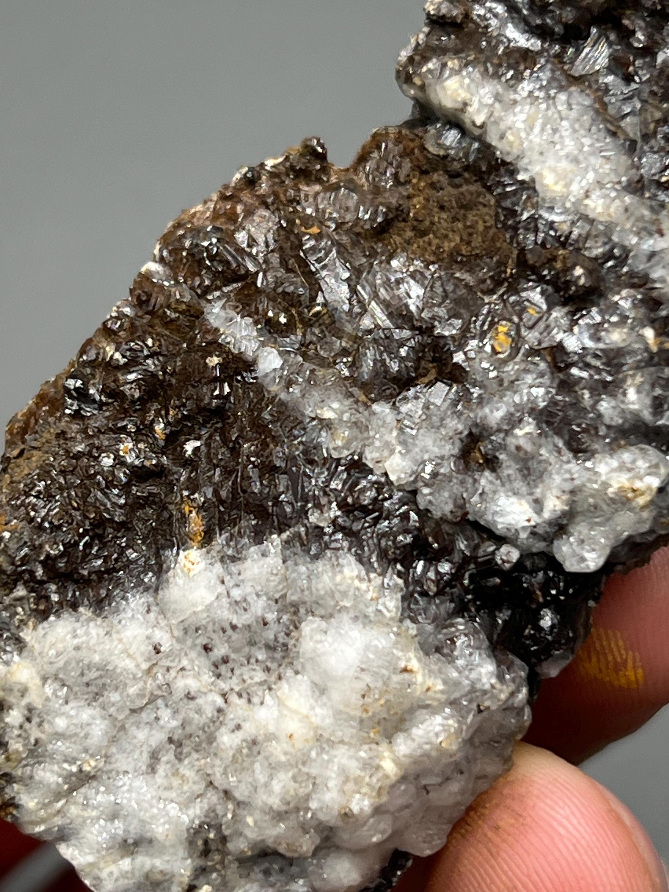 Very Special, Crystal Calcite On Hematite, From Turkey - Crystal Gemstone AE 