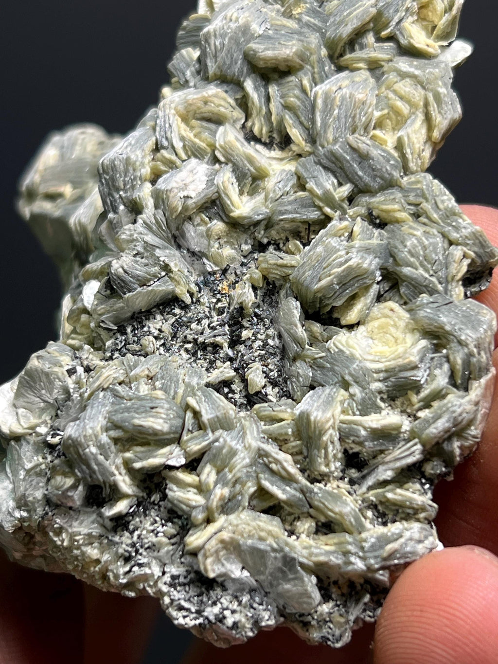 Special Vermiculite With Tourmaline Specimen, 92gram - Crystal Gemstone AE 
