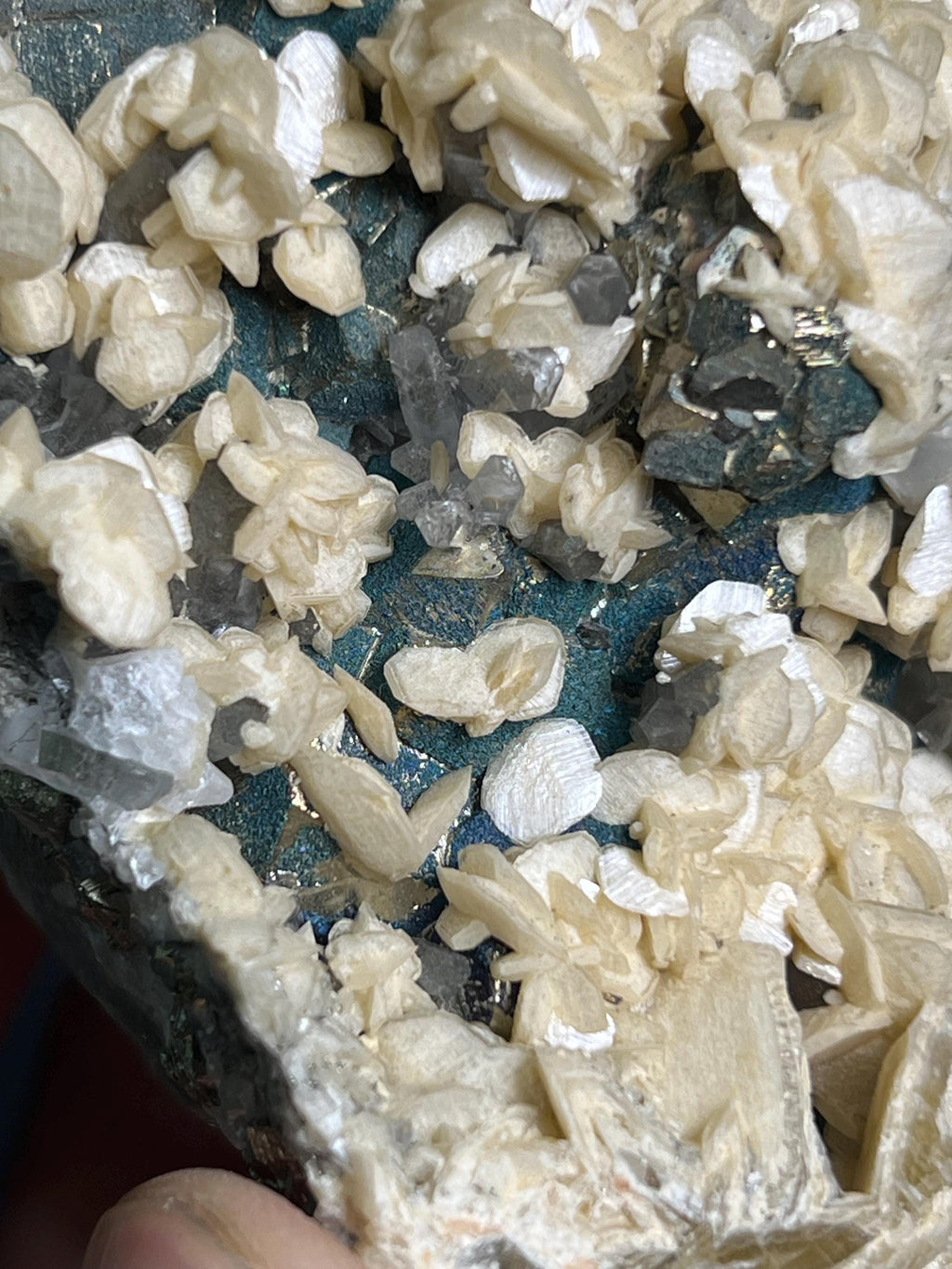 Calcite And Quartz With Chalcopyrite - Crystal Gemstone AE 