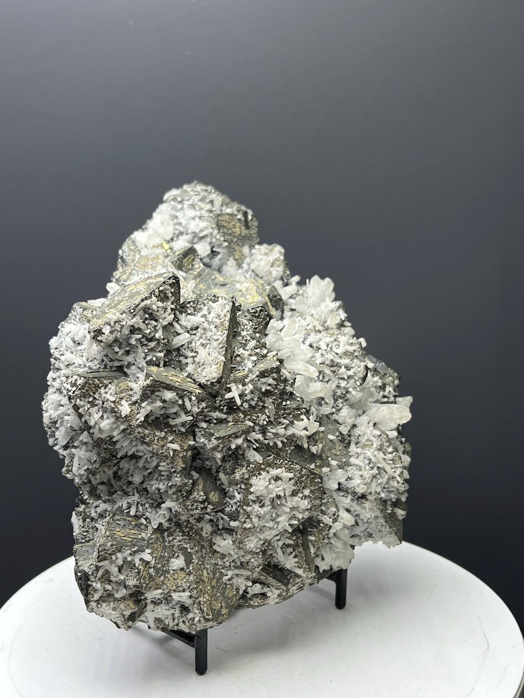 Very Special! Tetrahedrite With Quartz Specimen - Crystal Gemstone AE 
