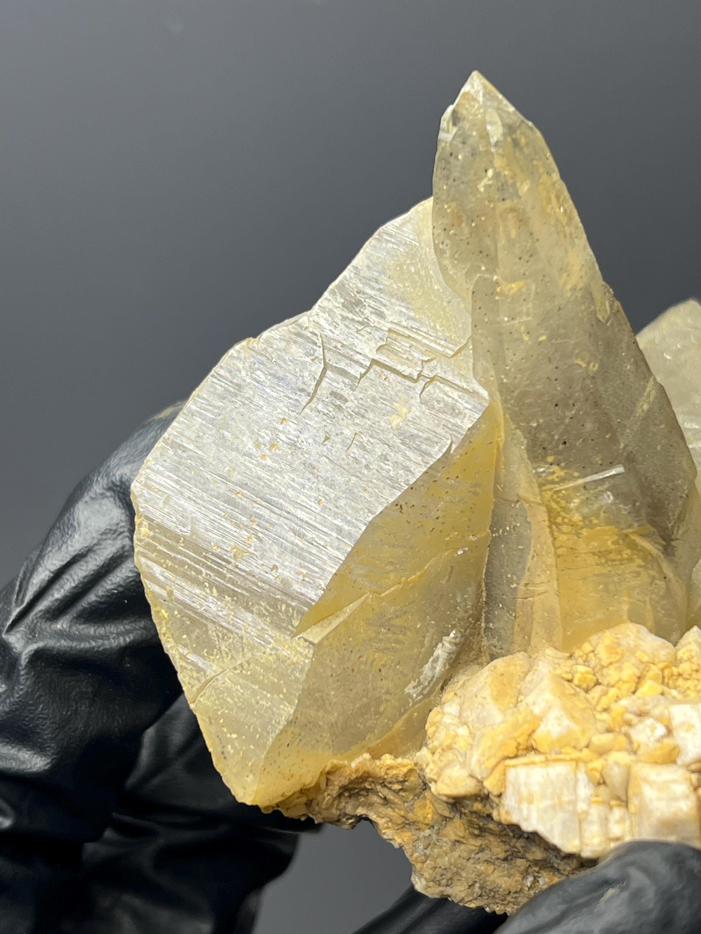 Smoky Quartz & Ortochlase - Crystal Gemstone AE 