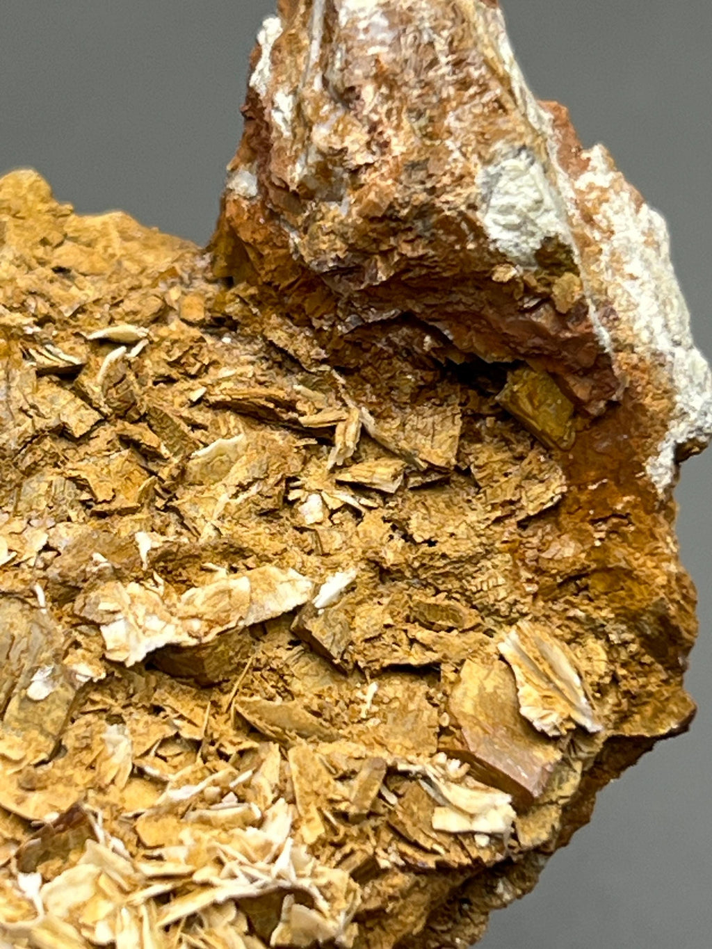 Very Special, Calcite On Iron Siderite, From Turkey - Crystal Gemstone AE 