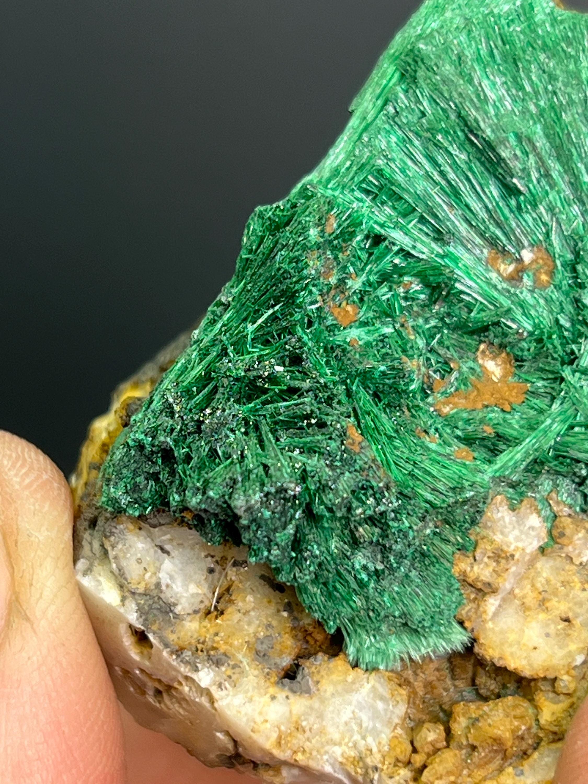 Special Malachite Specimen - Crystal Gemstone AE 