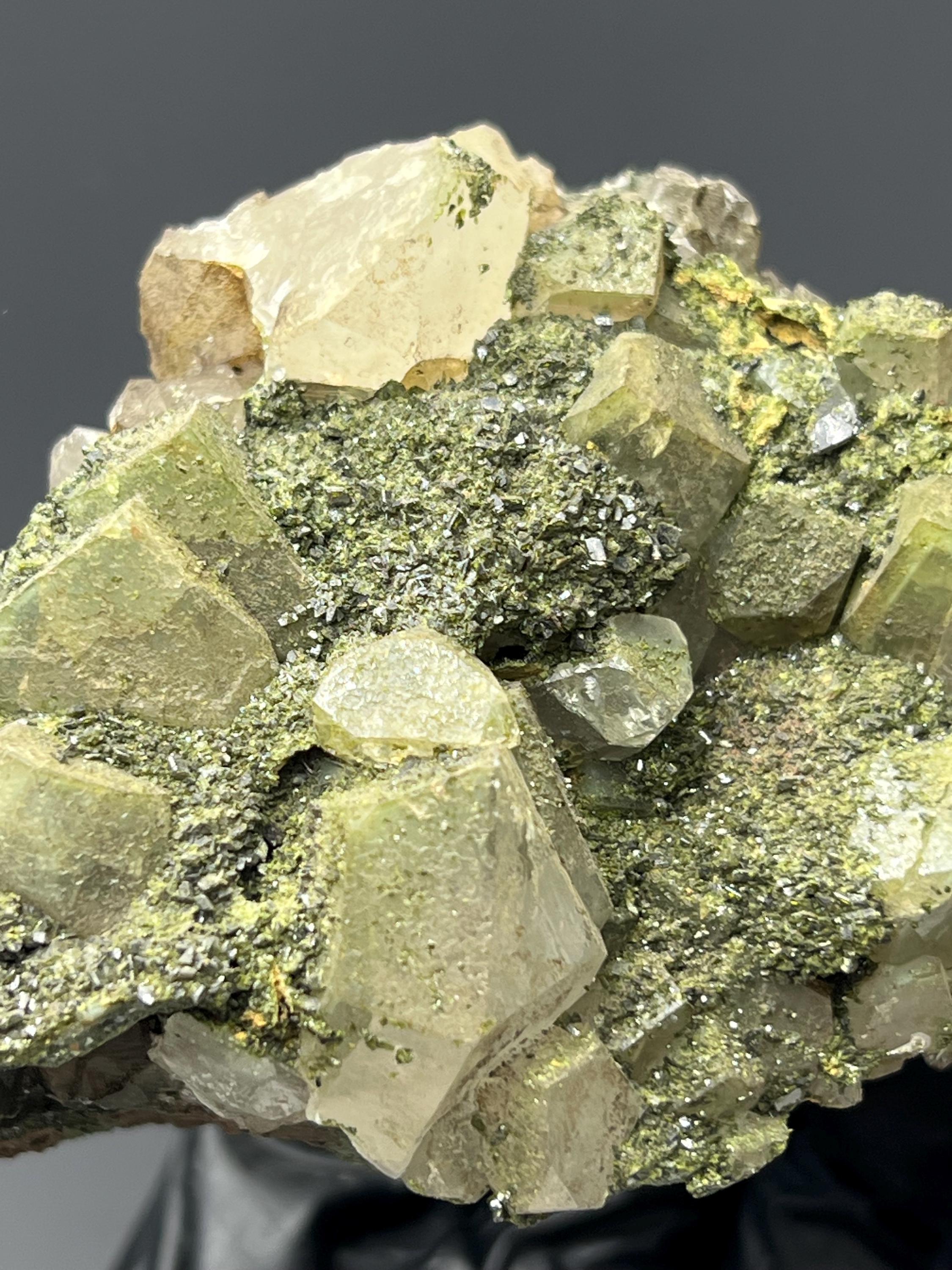 Chlorite & Epidote Quartz - Crystal Gemstone AE 