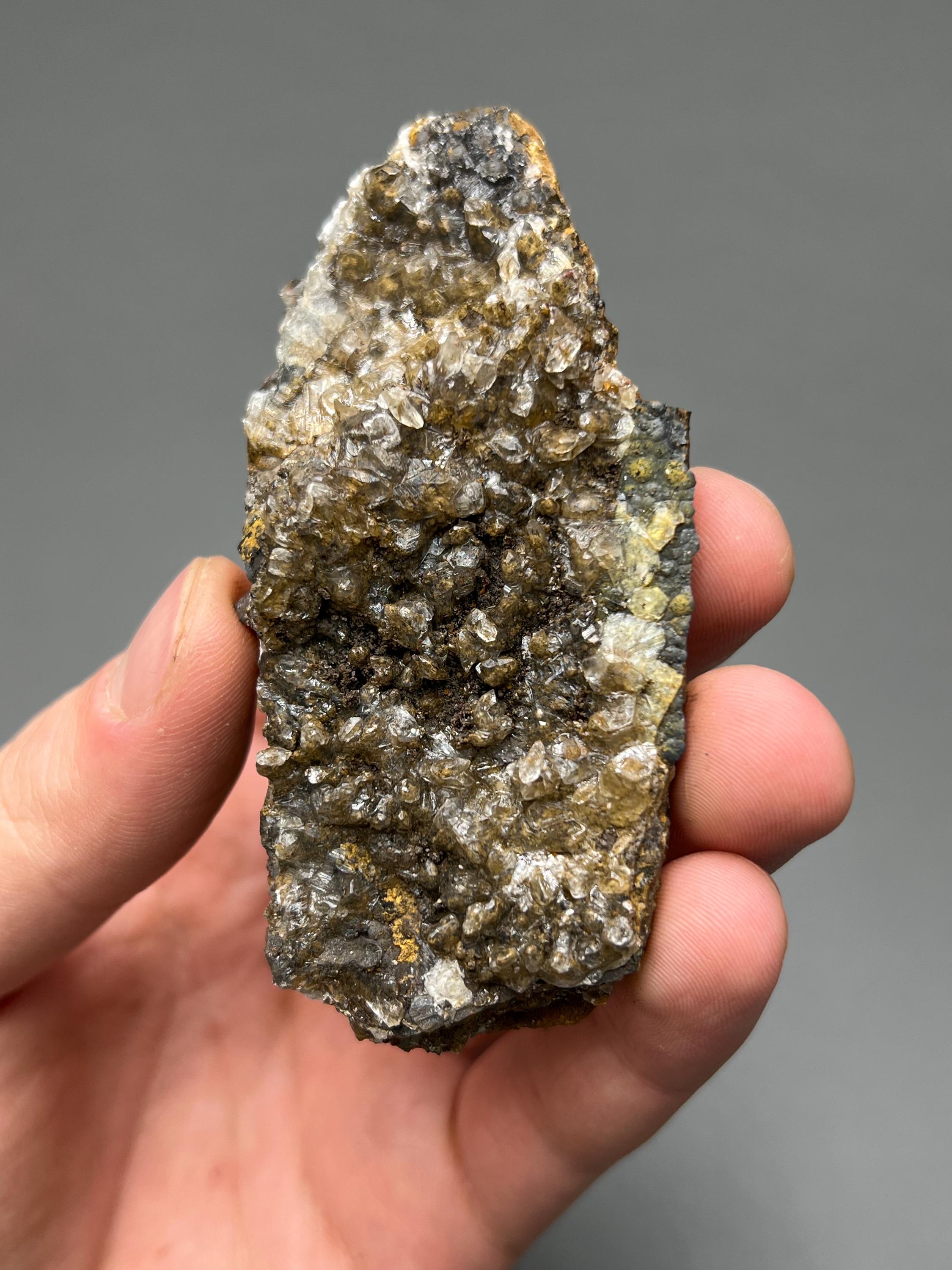 Very Special, Crystal Calcite On Hematite, From Turkey - Crystal Gemstone AE 