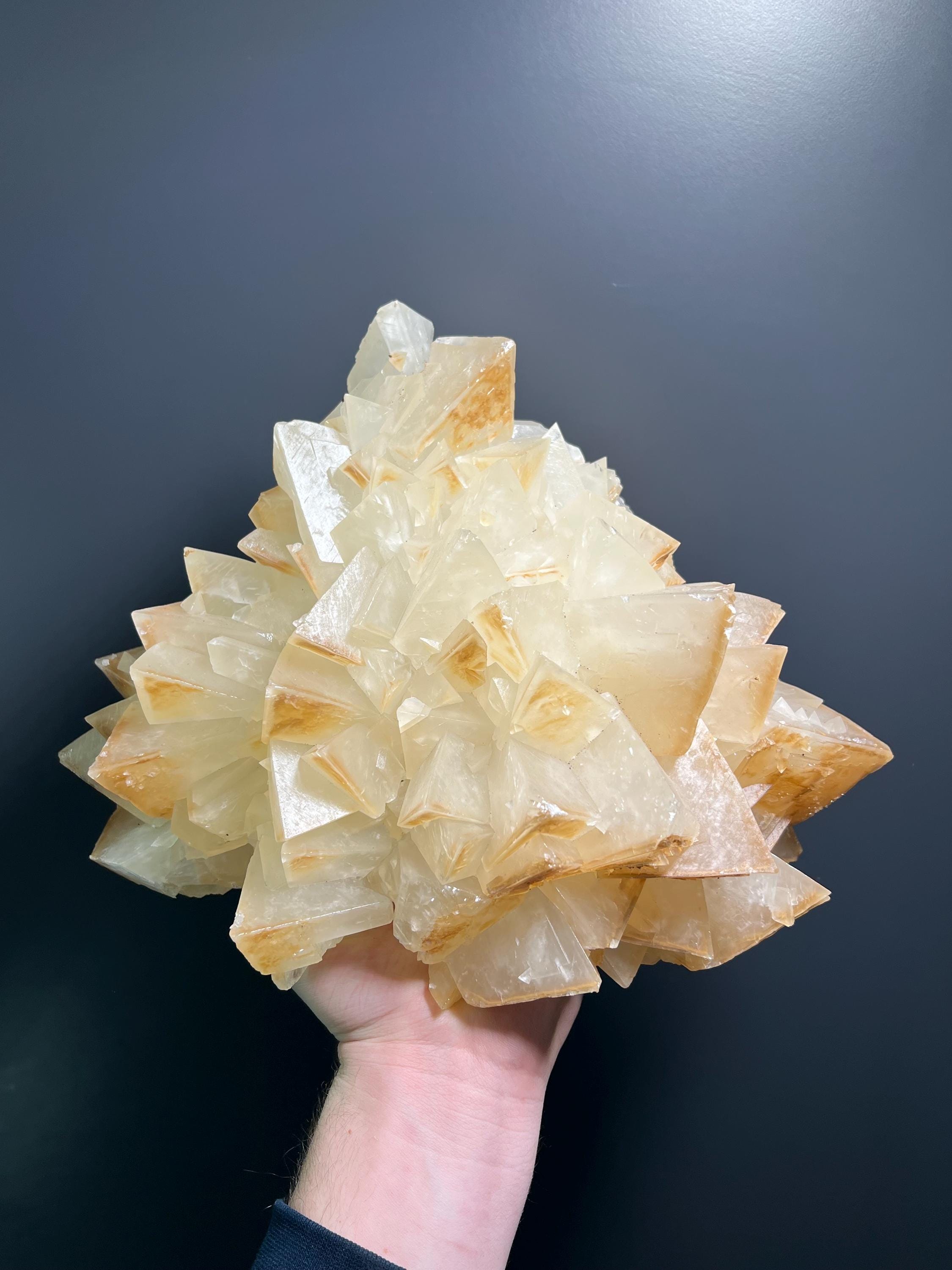 Large Size, Special Yellow Crystal Calcite, 6,1kg - Crystal Gemstone AE 