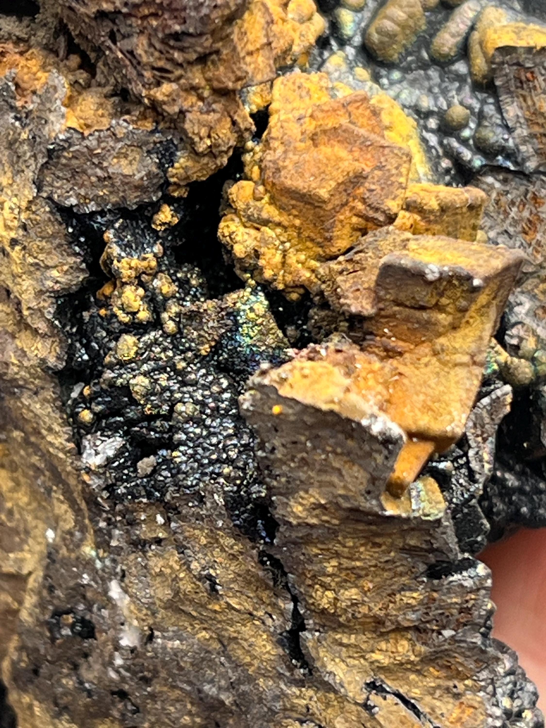 Very Unique And Very Showy, Colorful goethite on siderite, Special Collection Piece - Crystal Gemstone AE 