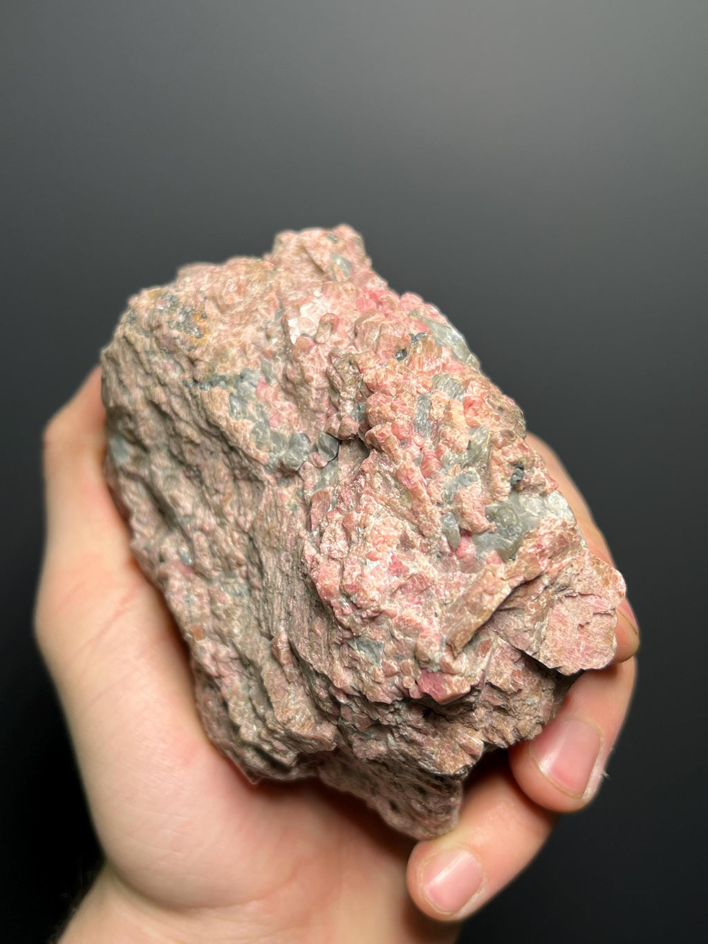 Rhodonite Franklinite - USA - Crystal Gemstone AE 
