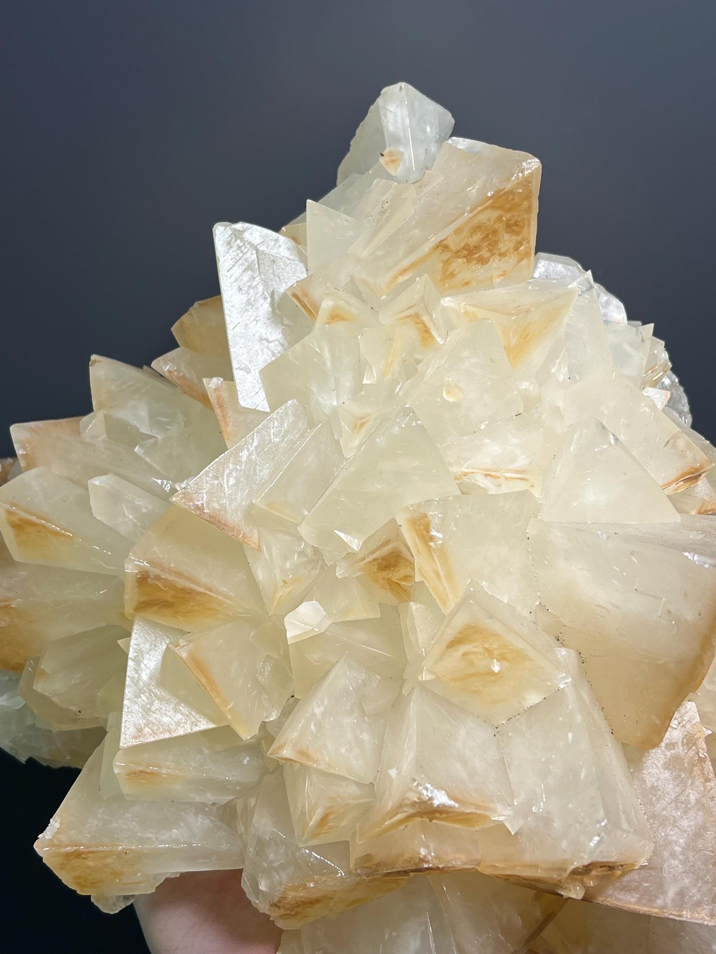 Large Size, Special Yellow Crystal Calcite, 6,1kg
