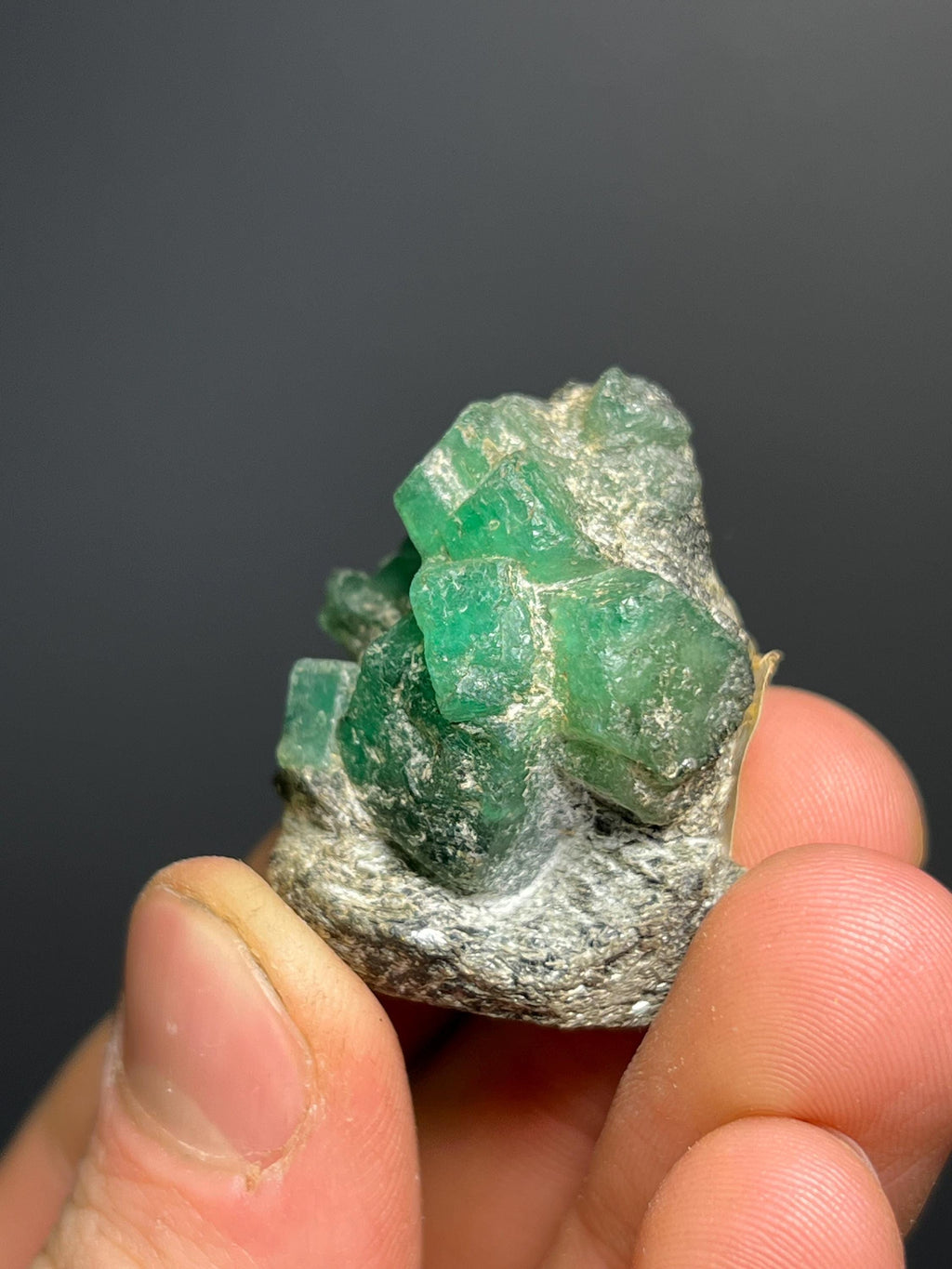 Beryl Var. Emerald - Brazil - Crystal Gemstone AE 