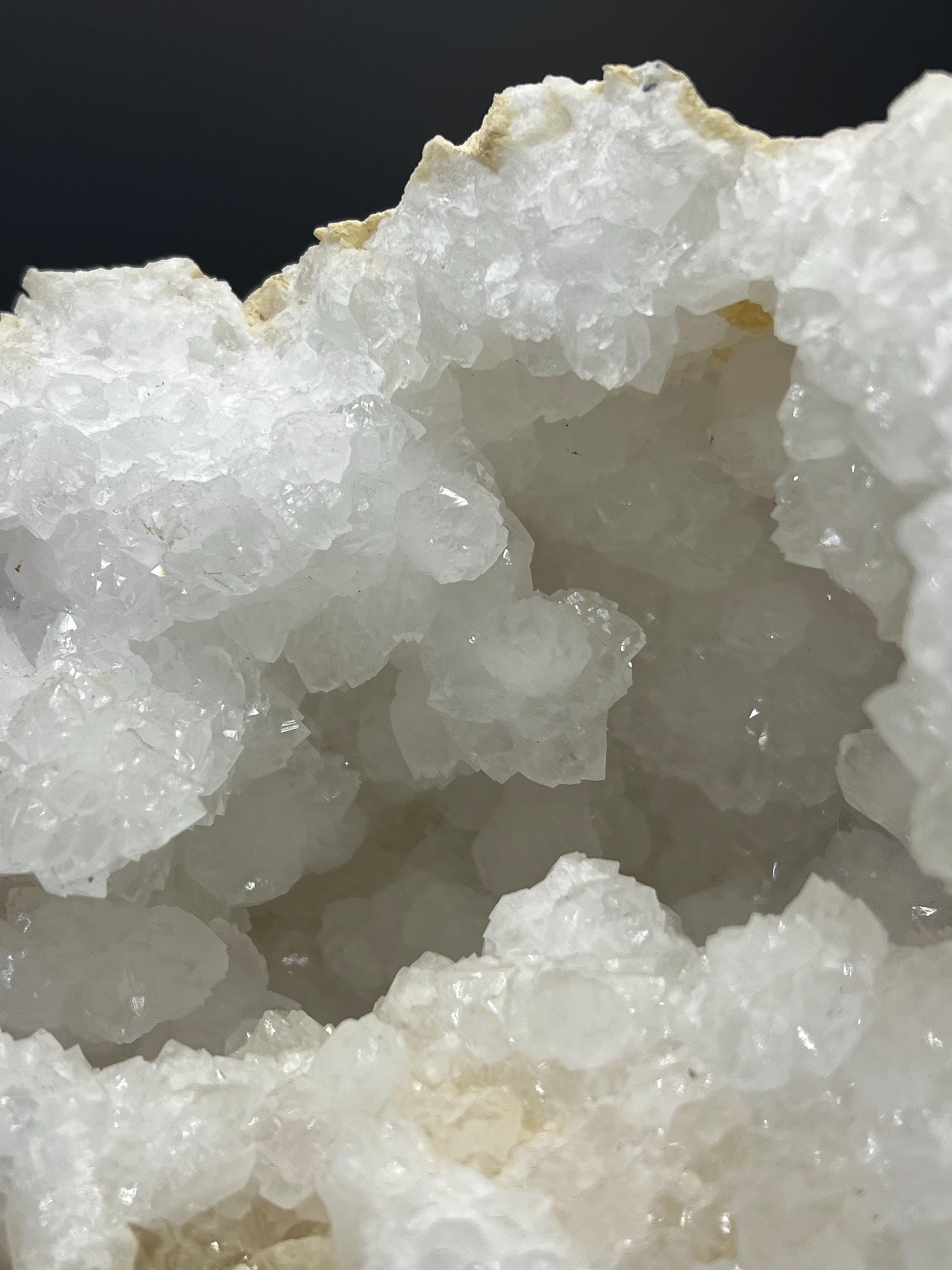 Crystal Quartz Geode - Crystal Gemstone AE 