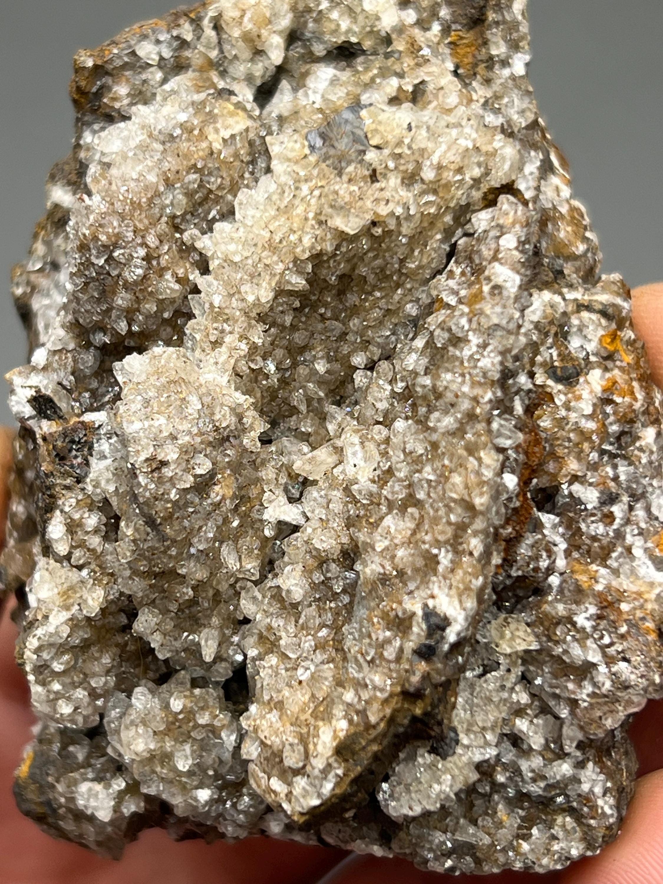Very Special, Crystal Calcite On Hematite, From Turkey - Crystal Gemstone AE 