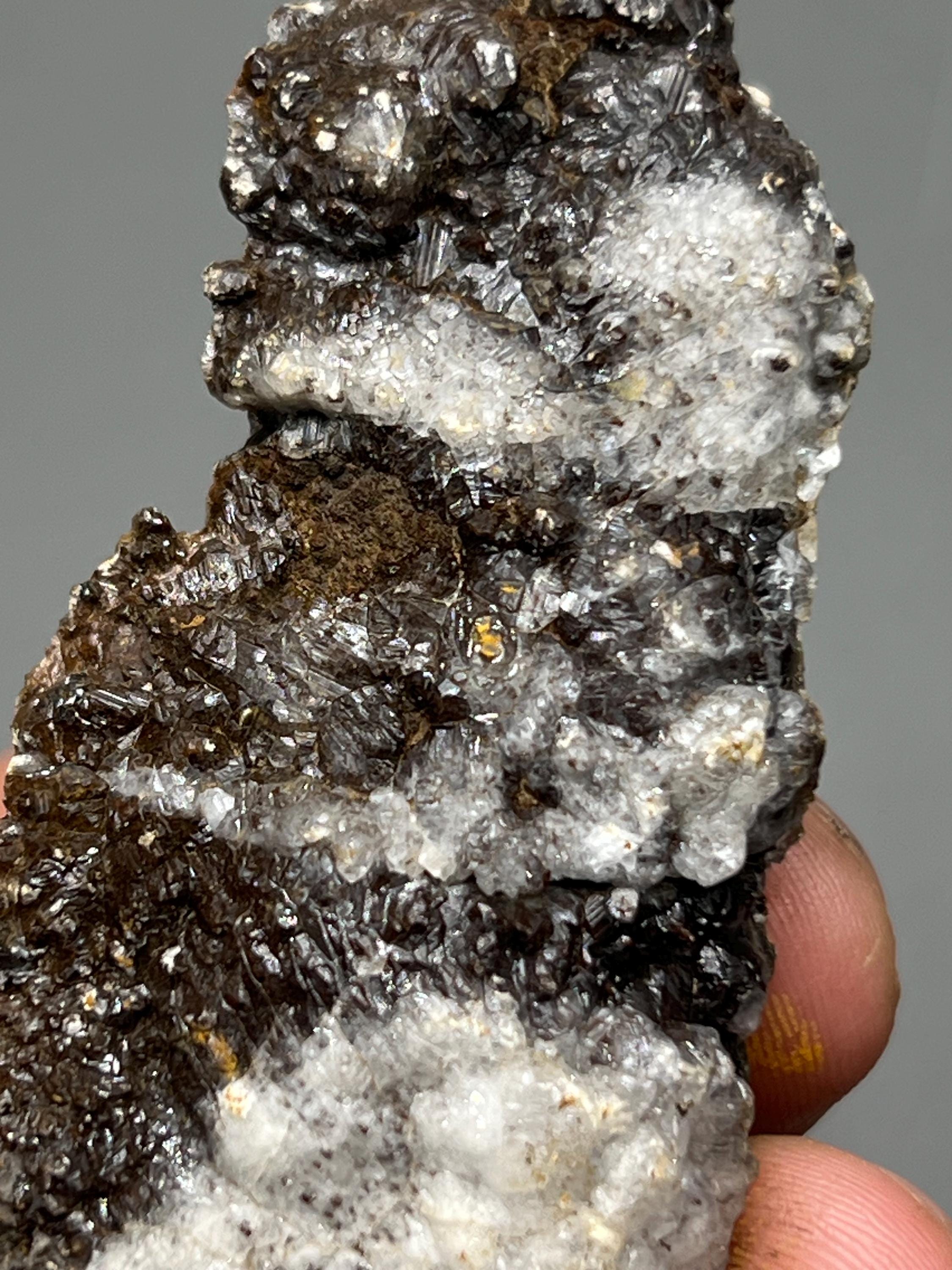 Very Special, Crystal Calcite On Hematite, From Turkey - Crystal Gemstone AE 