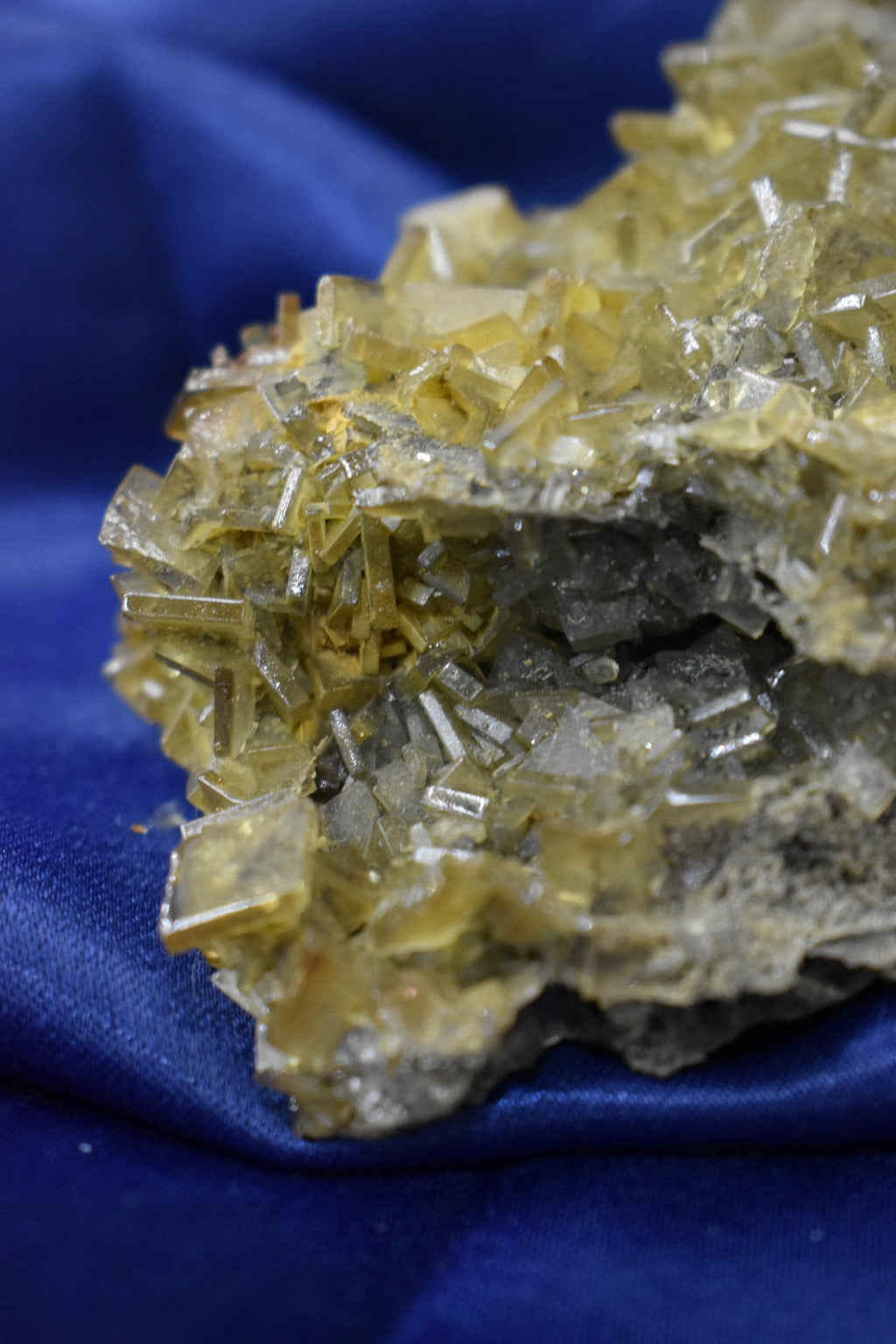 Barite Crystals, From USA - Crystal Gemstone AE 