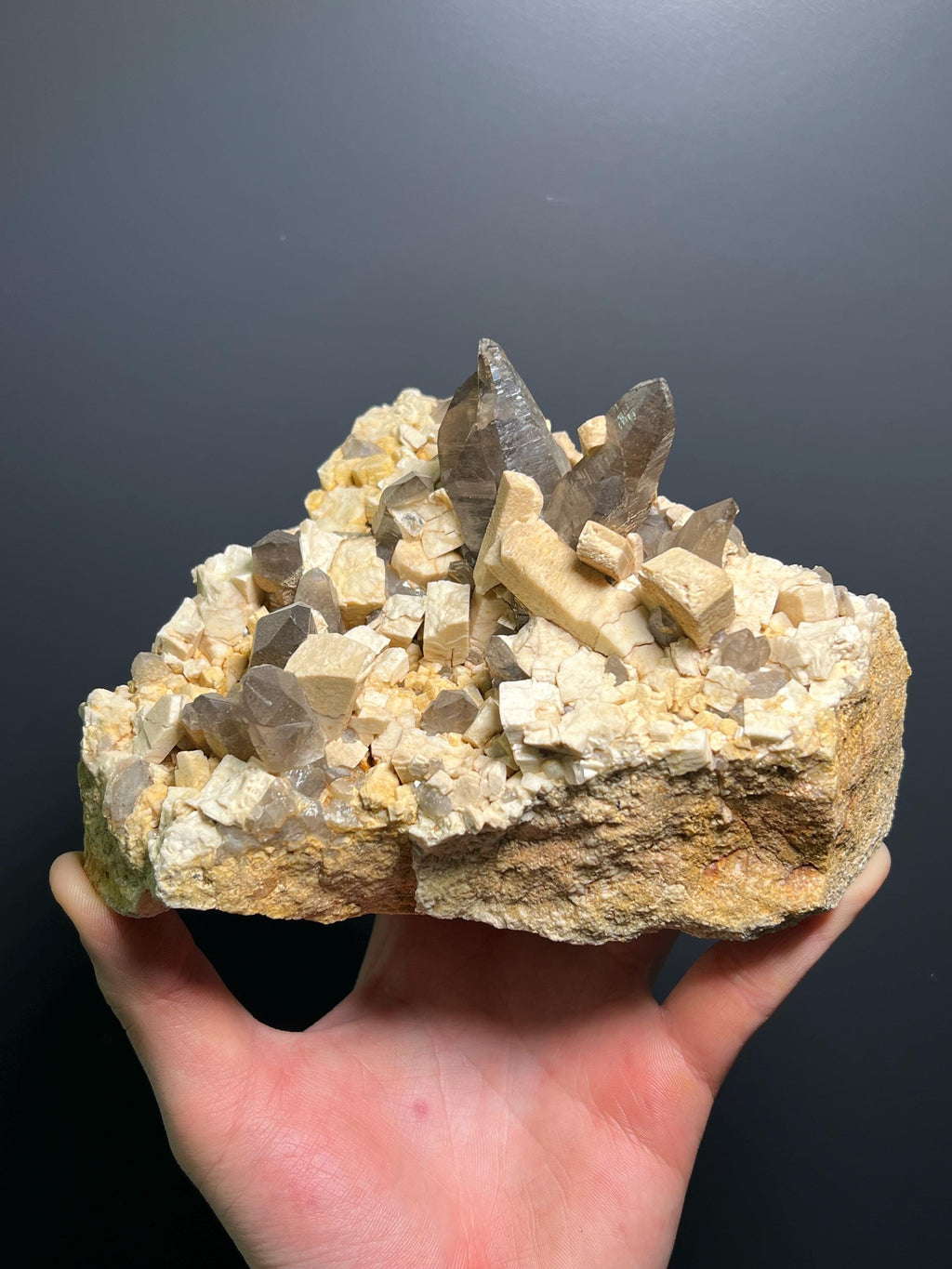 Ortochlase With Smoky Quartz Specimen, 1,5Kg - Crystal Gemstone AE 