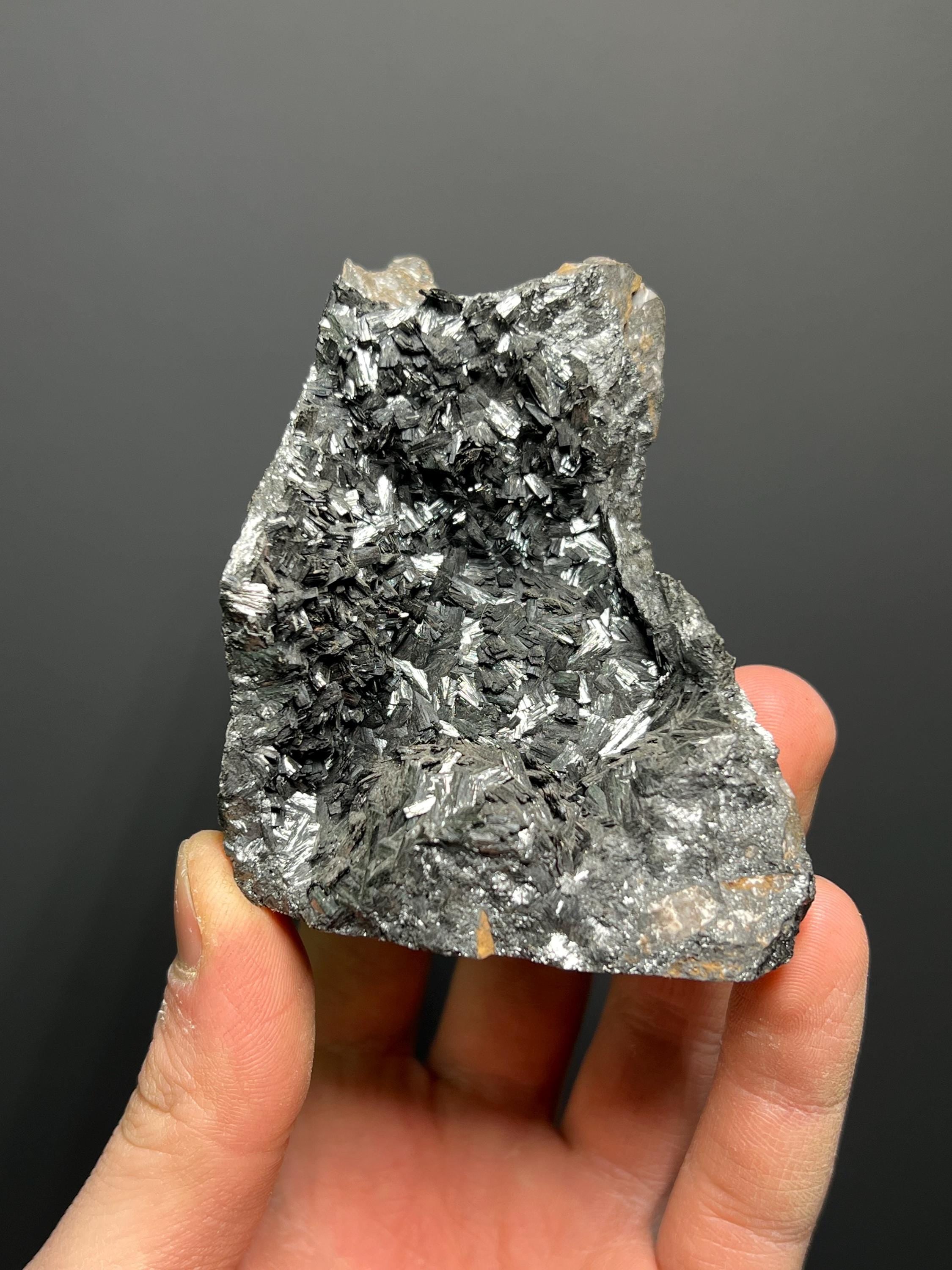 Manganite Specimen, 292gram - Crystal Gemstone AE 