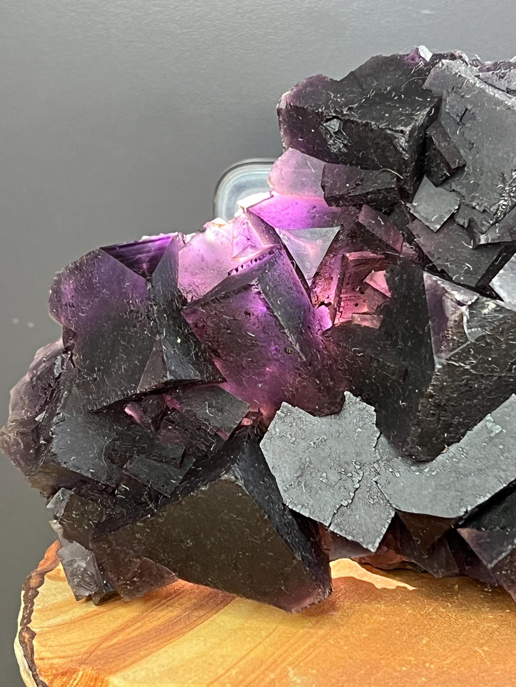 Very Special Piece! Light Permeable Fluorite Specimen From China - Crystal Gemstone AE 