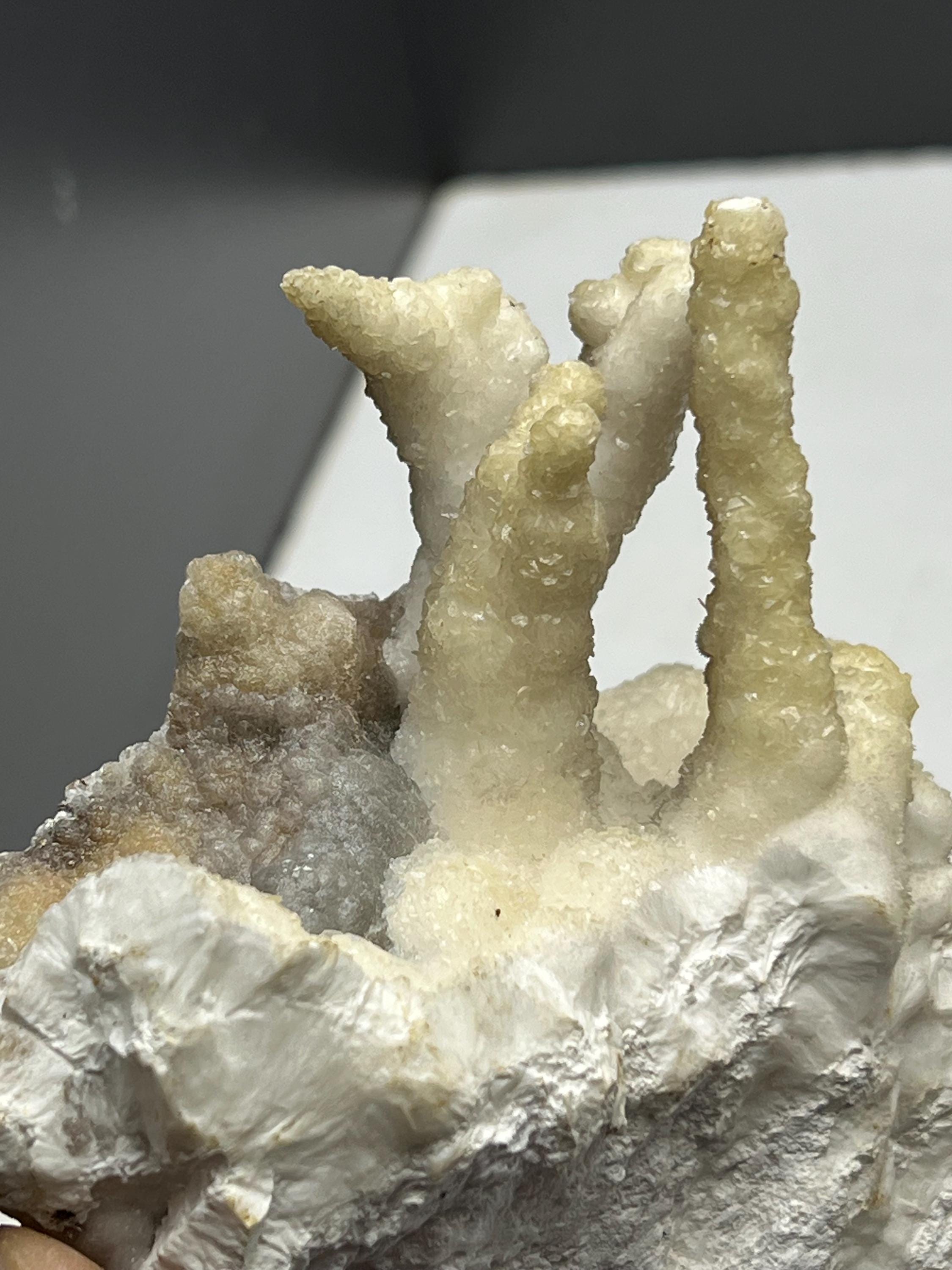 Very Special Stalactite Aragonite Mineral, From Turkey - Crystal Gemstone AE 