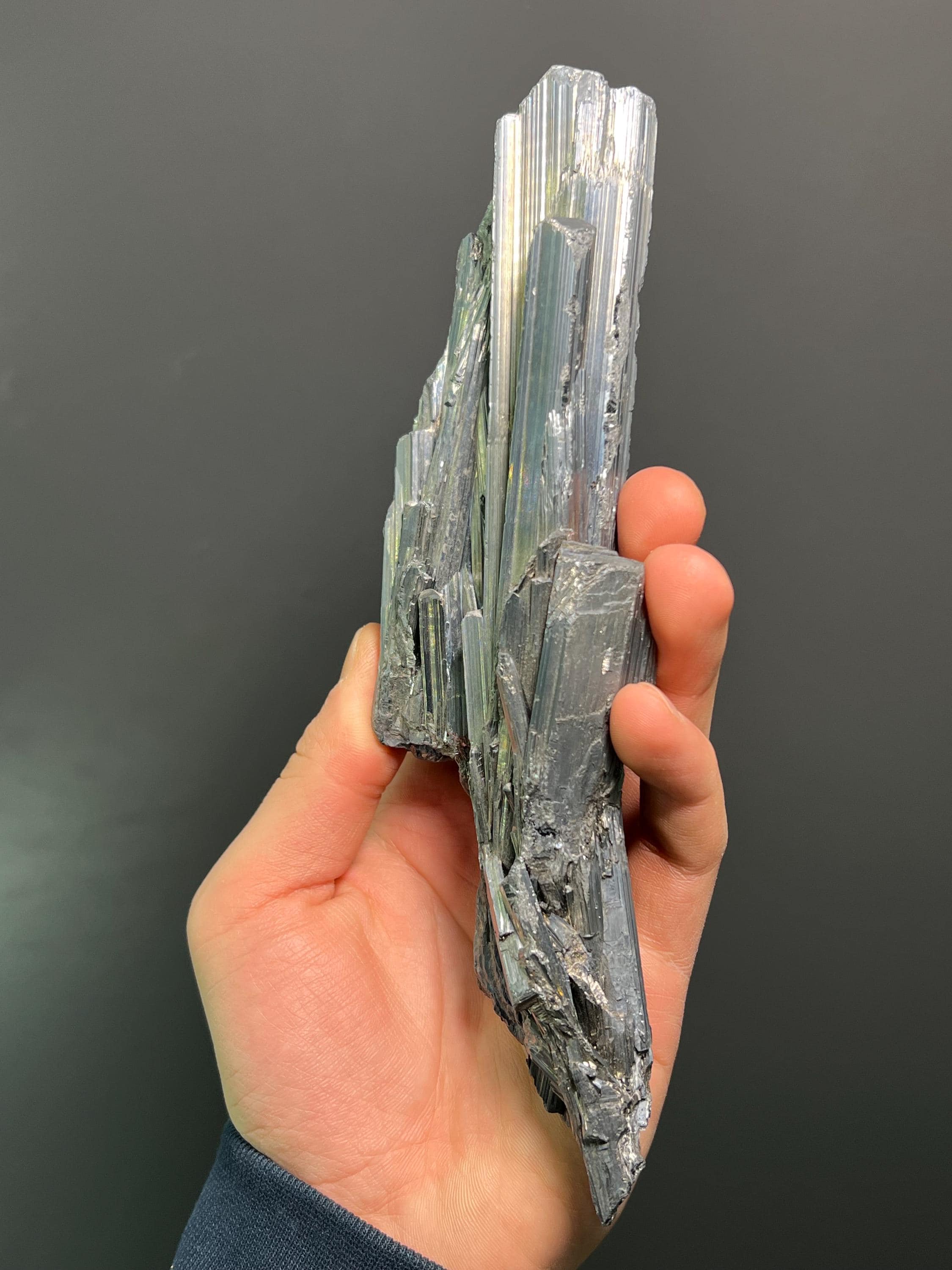 Very Special Stibnite Specimen - Crystal Gemstone AE 