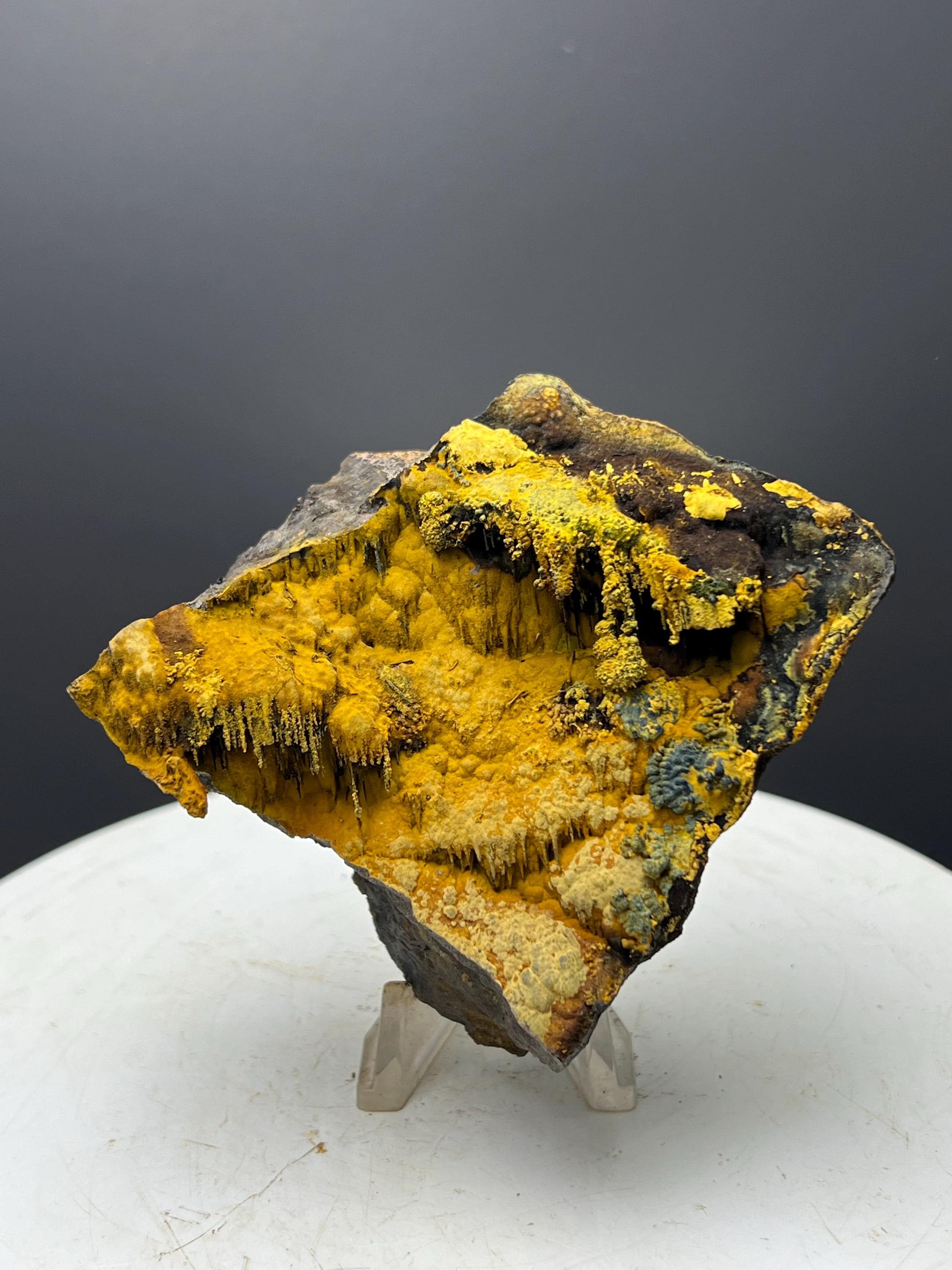 Very Special, Limonite With Botryoidal And Stalactite Formation Goethite - Crystal Gemstone AE 