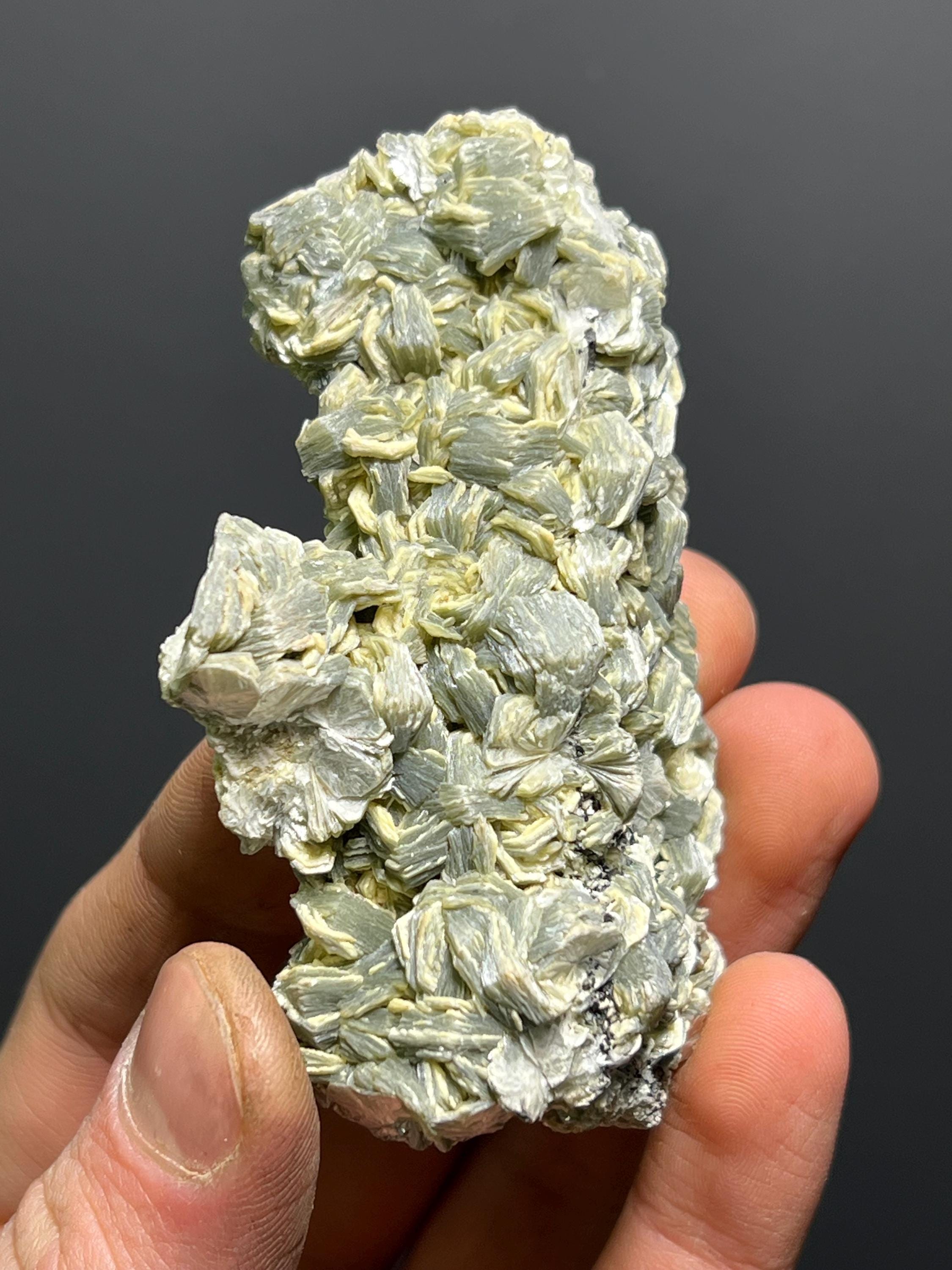 Special Vermiculite With Tourmaline Specimen, 92gram - Crystal Gemstone AE 
