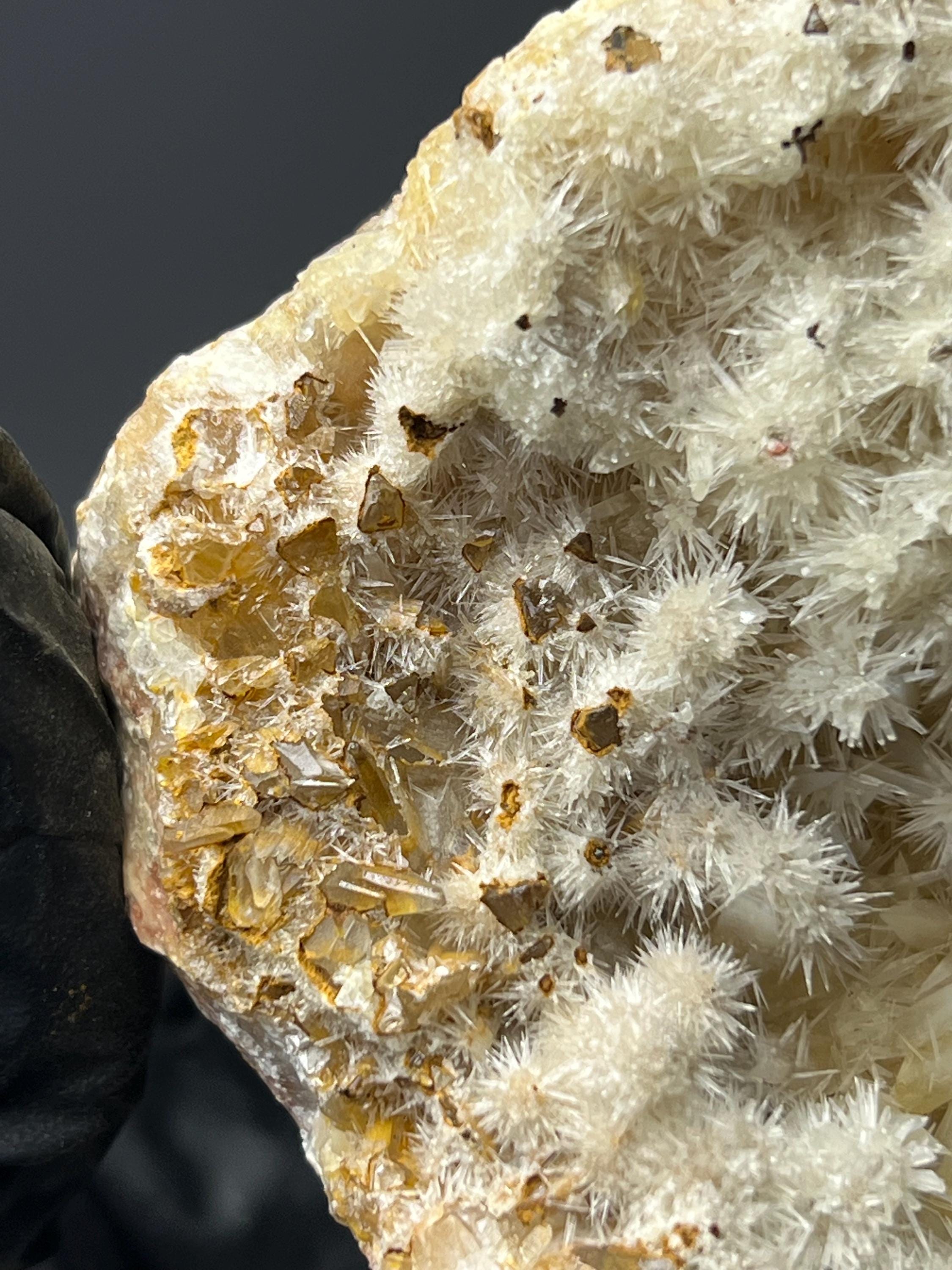 Feather Crystal Calcite - Crystal Gemstone AE 