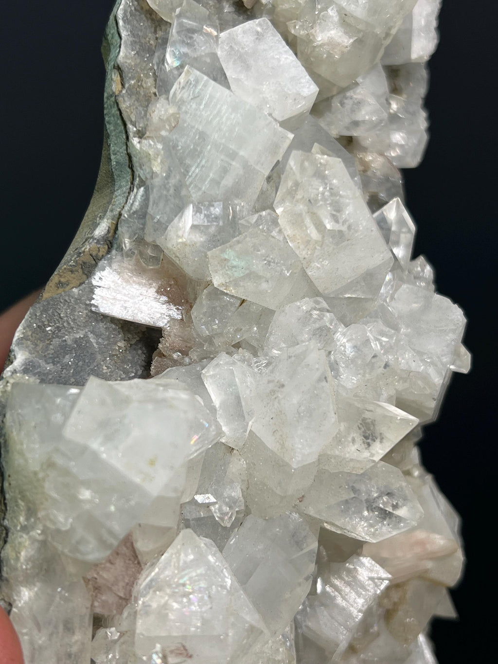 Apophyllite Heulandite Stilbite - Crystal Gemstone AE 