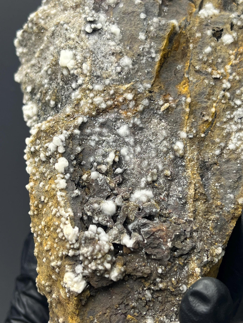 Crystal Barite And Calcite On Hematite - Crystal Gemstone AE 