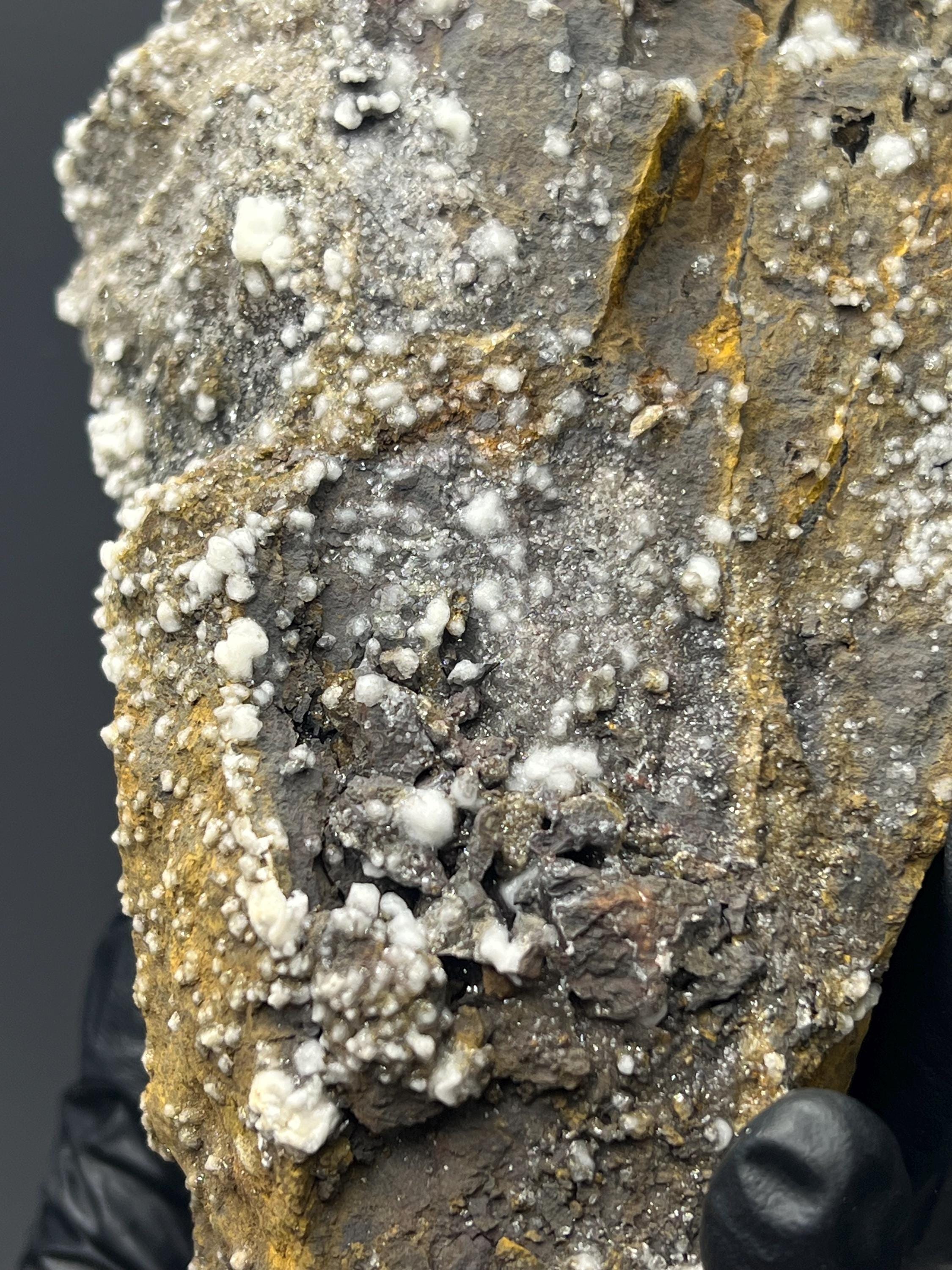Crystal Barite And Calcite On Hematite - Crystal Gemstone AE 