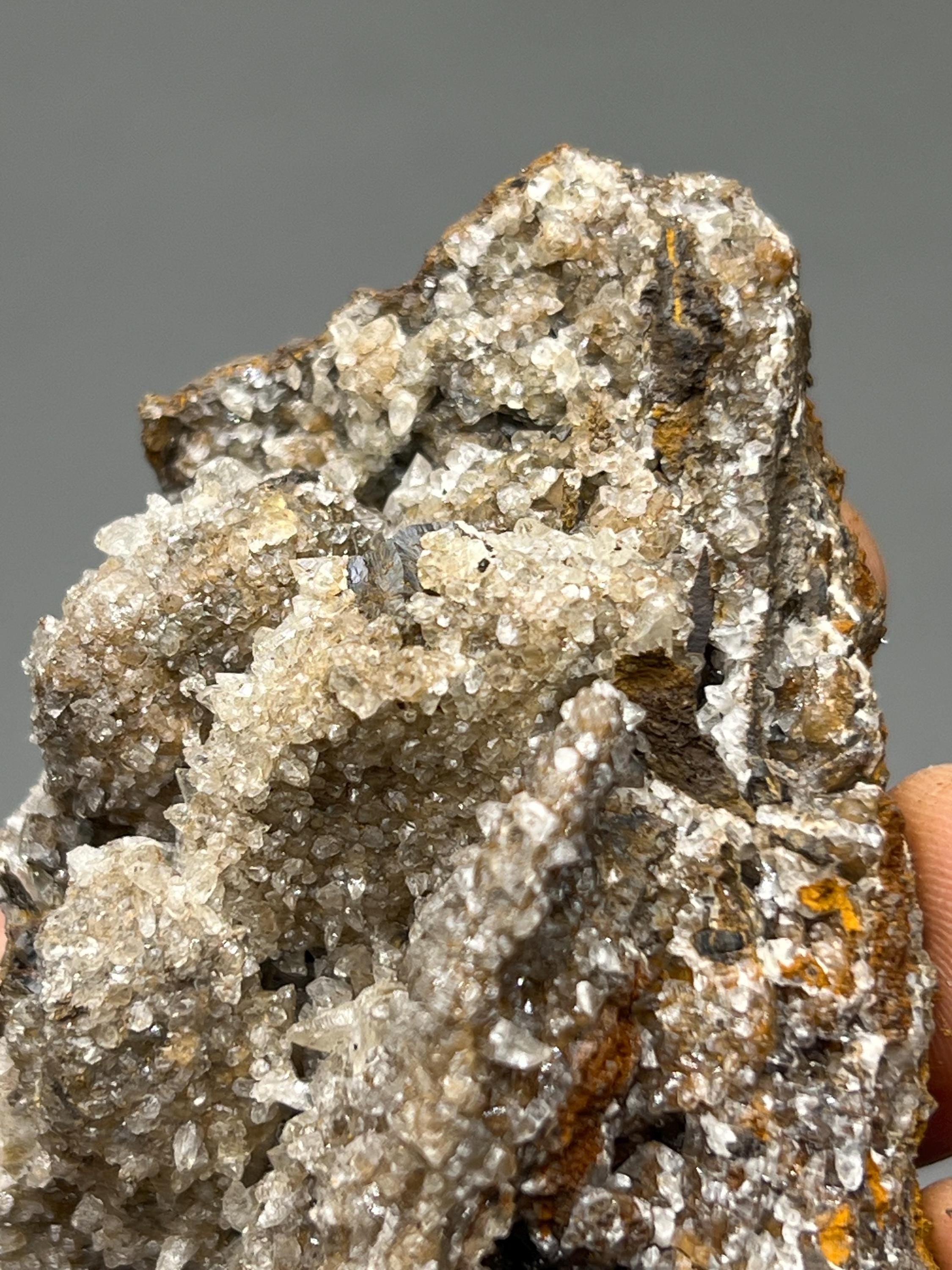 Very Special, Crystal Calcite On Hematite, From Turkey - Crystal Gemstone AE 