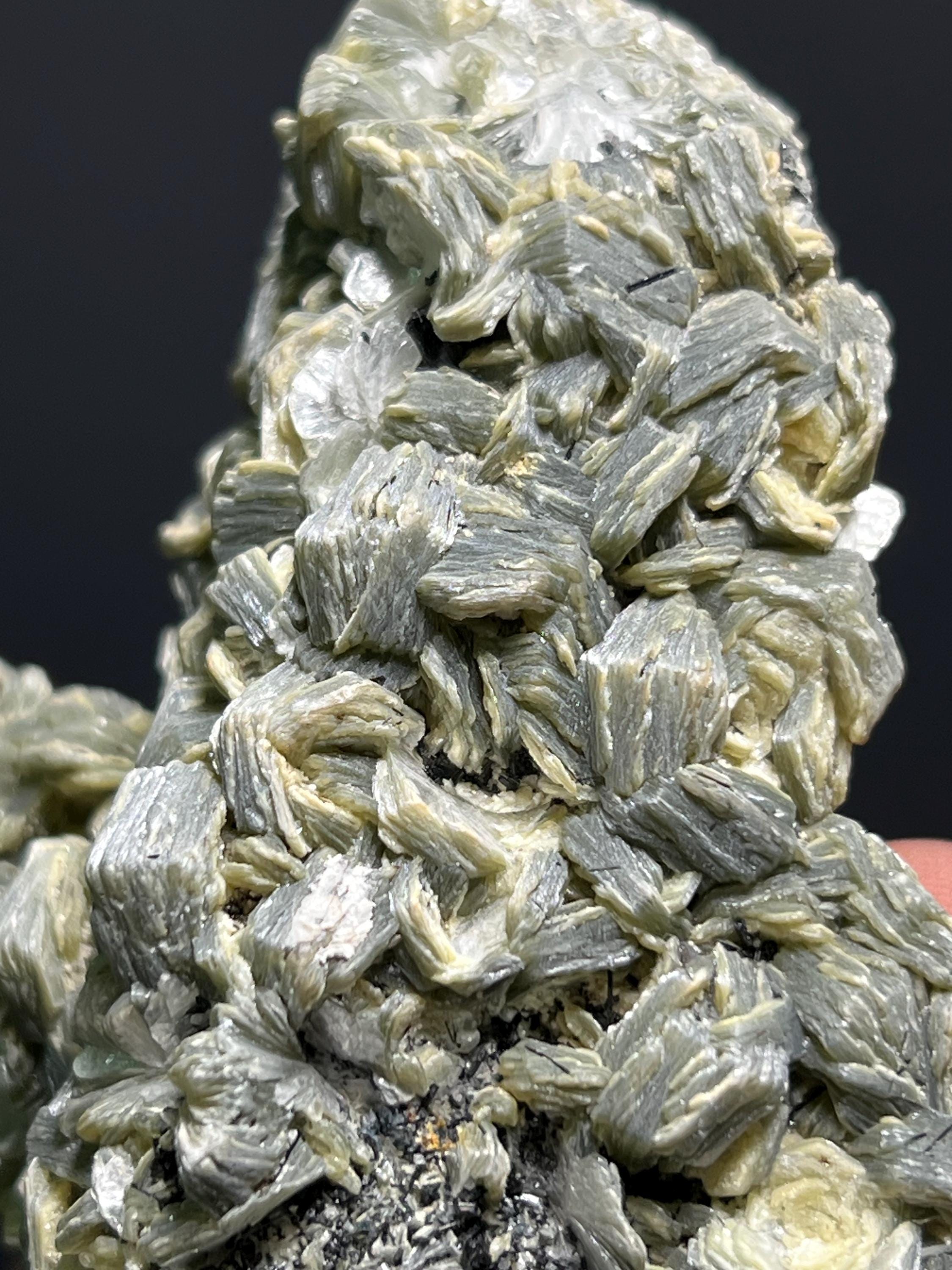 Special Vermiculite With Tourmaline Specimen, 92gram - Crystal Gemstone AE 