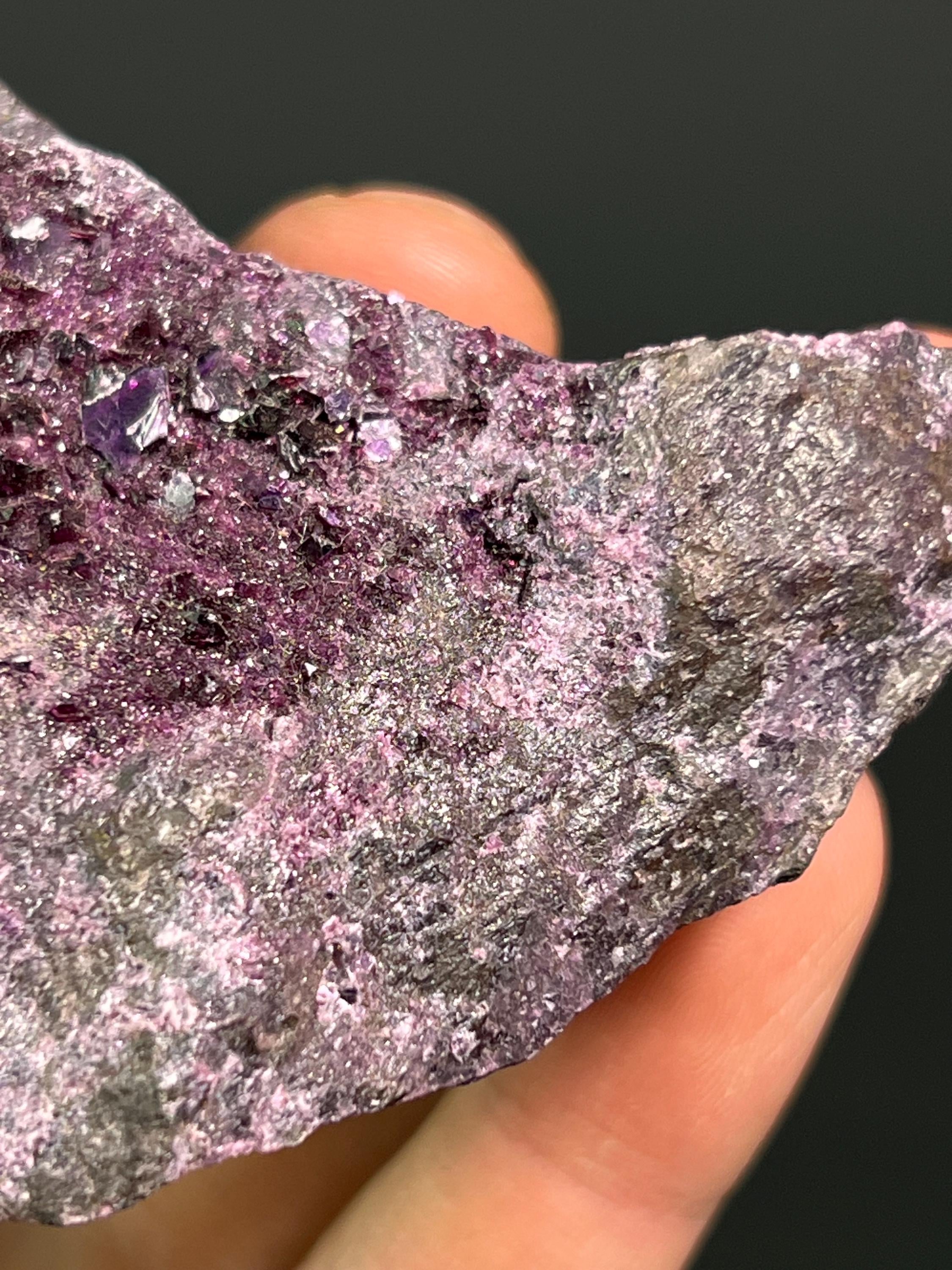 Very Special Two Sided Kammererite Specimen - Crystal Gemstone AE 