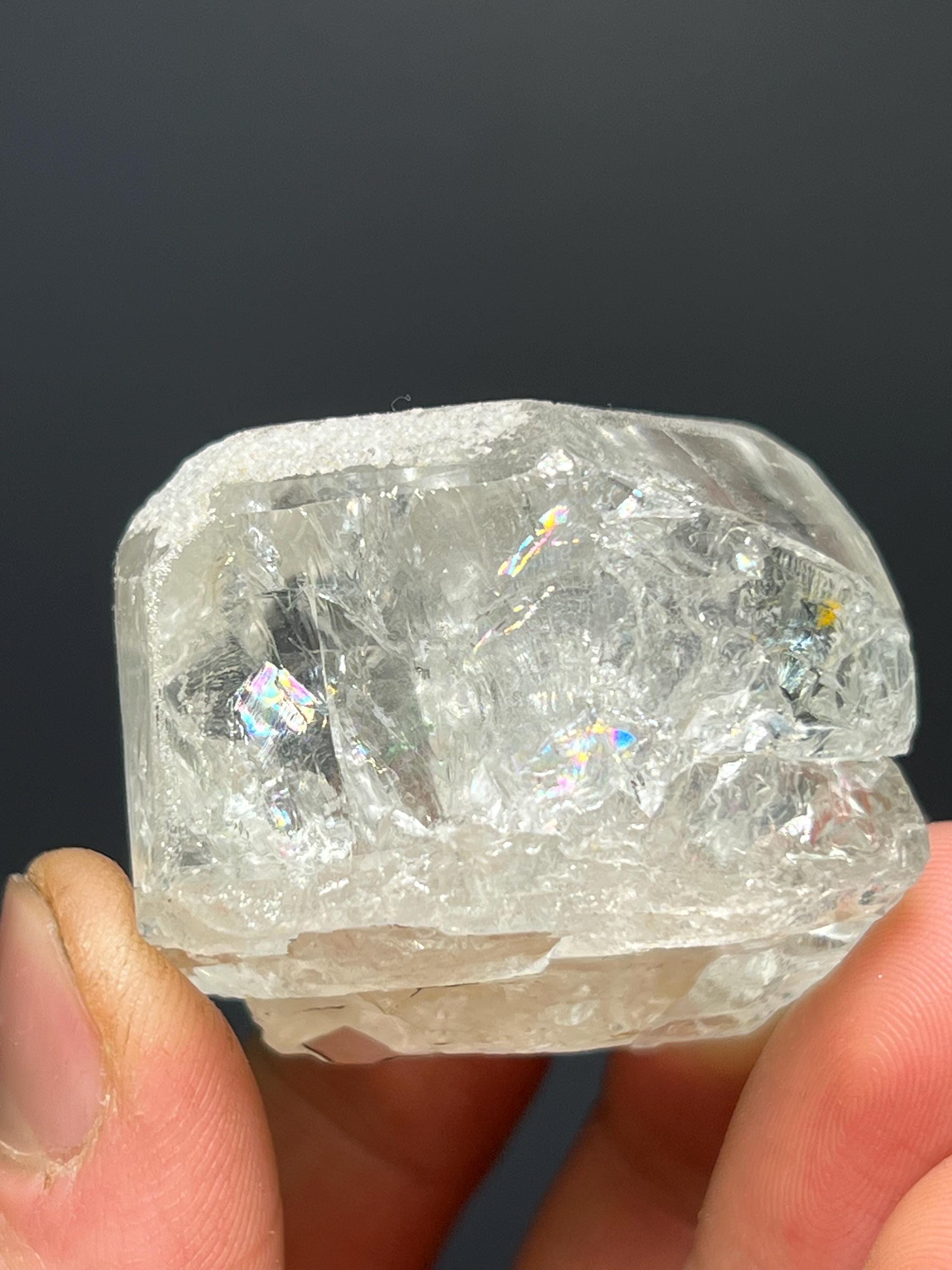 Natural Topaz Crystal – Brazilian Gemstone Specimen - Crystal Gemstone AE 