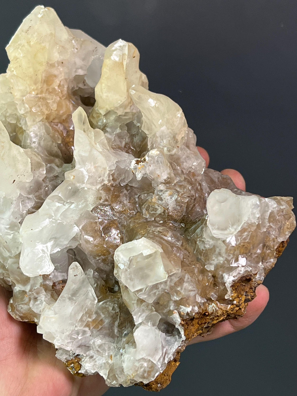 Special Formation Stalactite Crystal Calcite - Crystal Gemstone AE 
