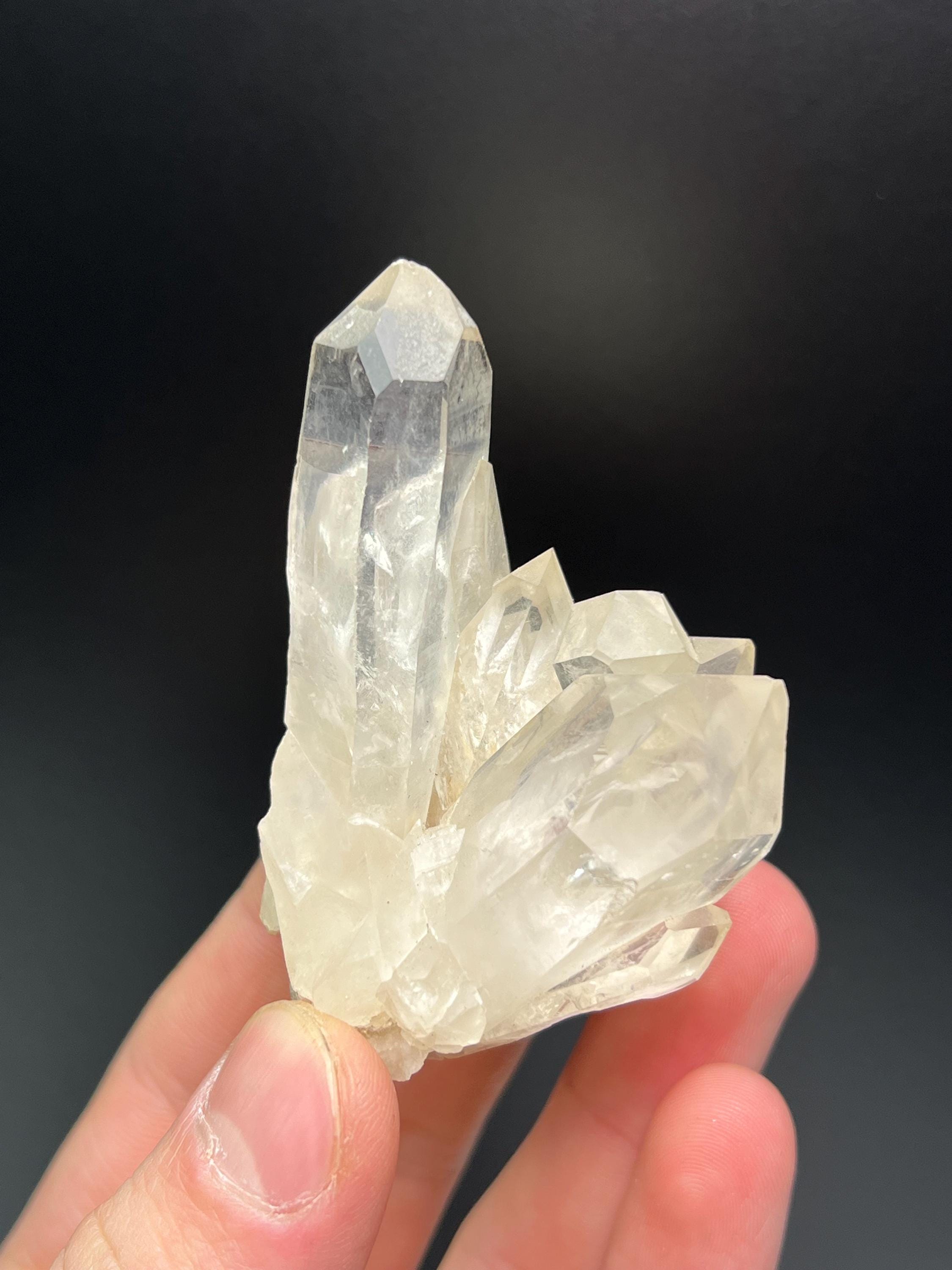 Crystal Quartz Specimen - Crystal Gemstone AE 