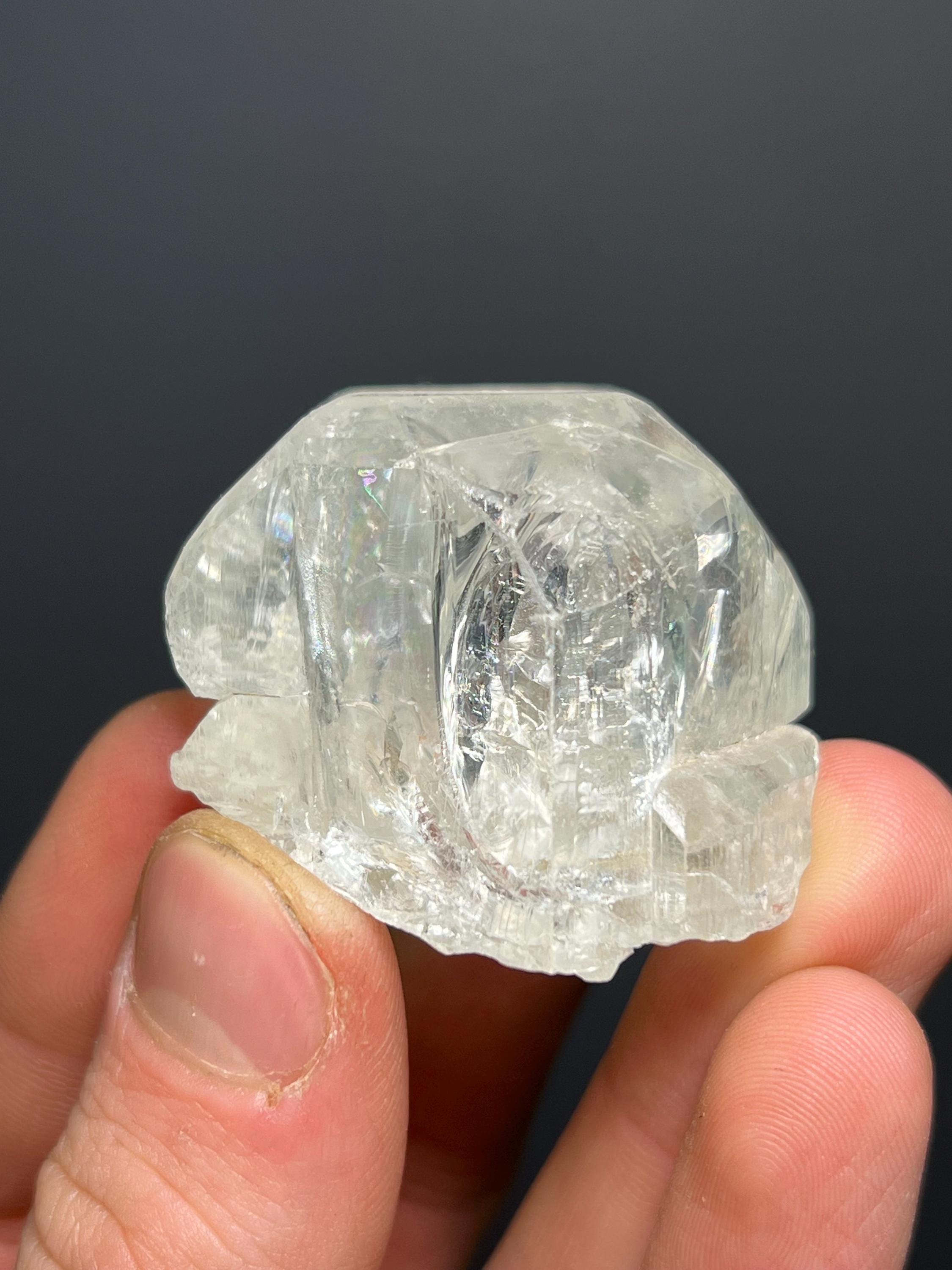 Natural Topaz Crystal – Brazilian Gemstone Specimen - Crystal Gemstone AE 