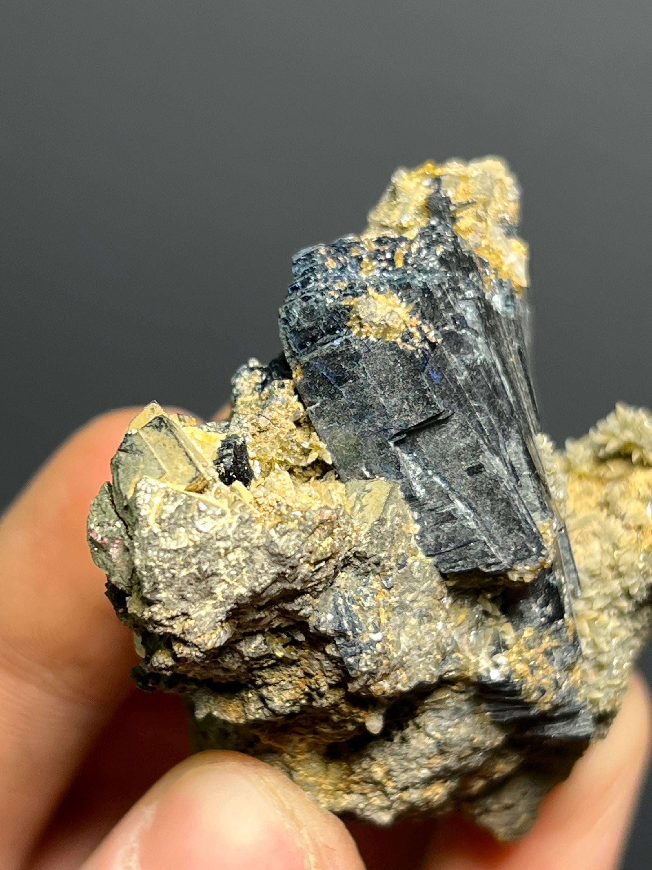Museum Grade, Vivanite Childernite Specimen, 118gram - Crystal Gemstone AE 