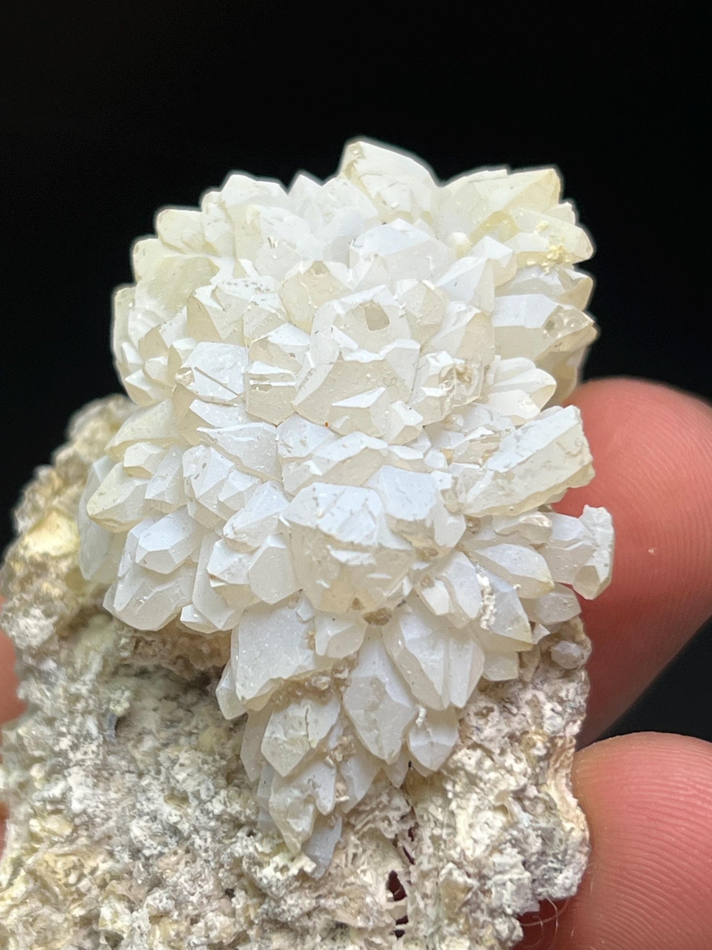 Special Crystal Quartz Specimen - Crystal Gemstone AE 