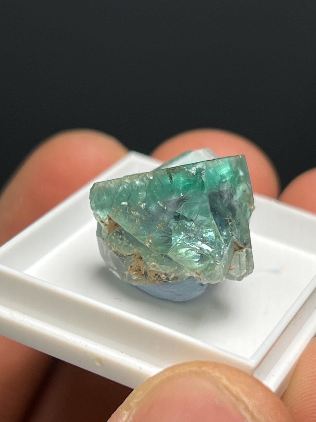 Top Quality Emerald Fluorite Specimen - Crystal Gemstone AE 