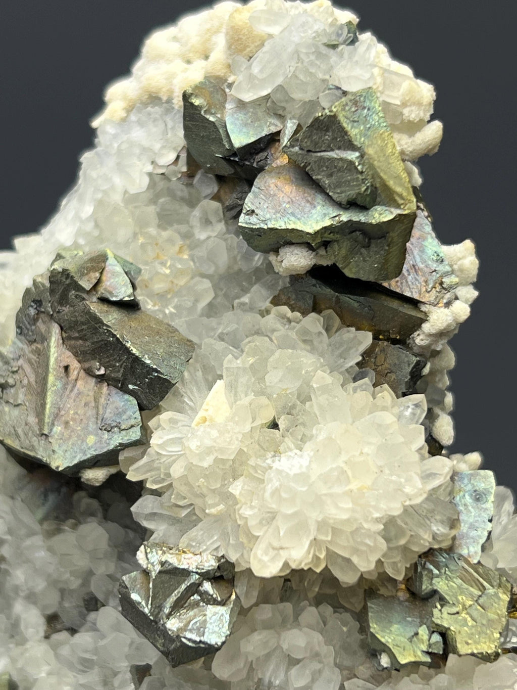 Very Very Special!! Chalcopyrite With Crystal Calcite And Crystal Quartz - Crystal Gemstone AE 
