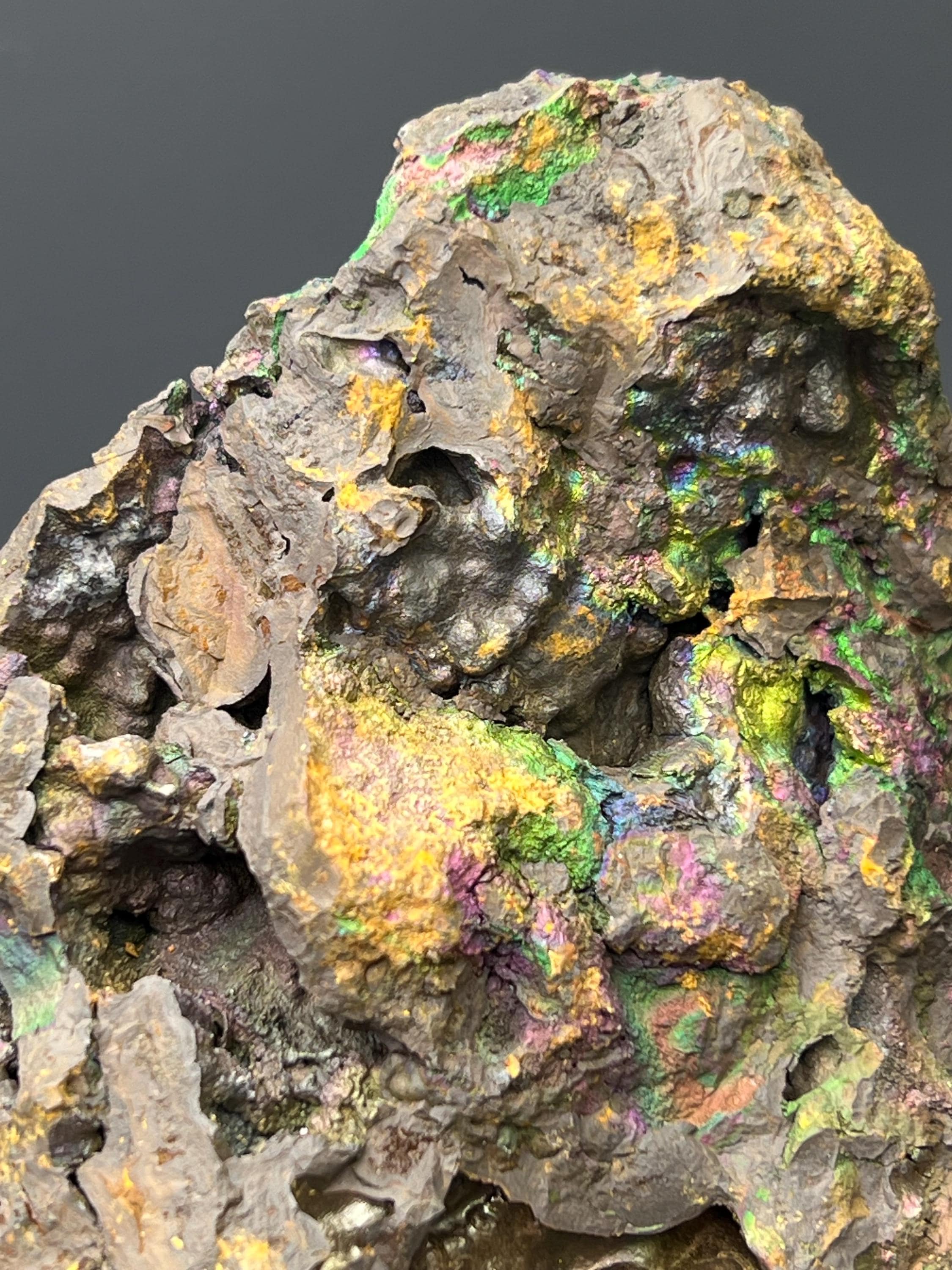 Very Special Natural Colourful Goethite Specimen - Crystal Gemstone AE 