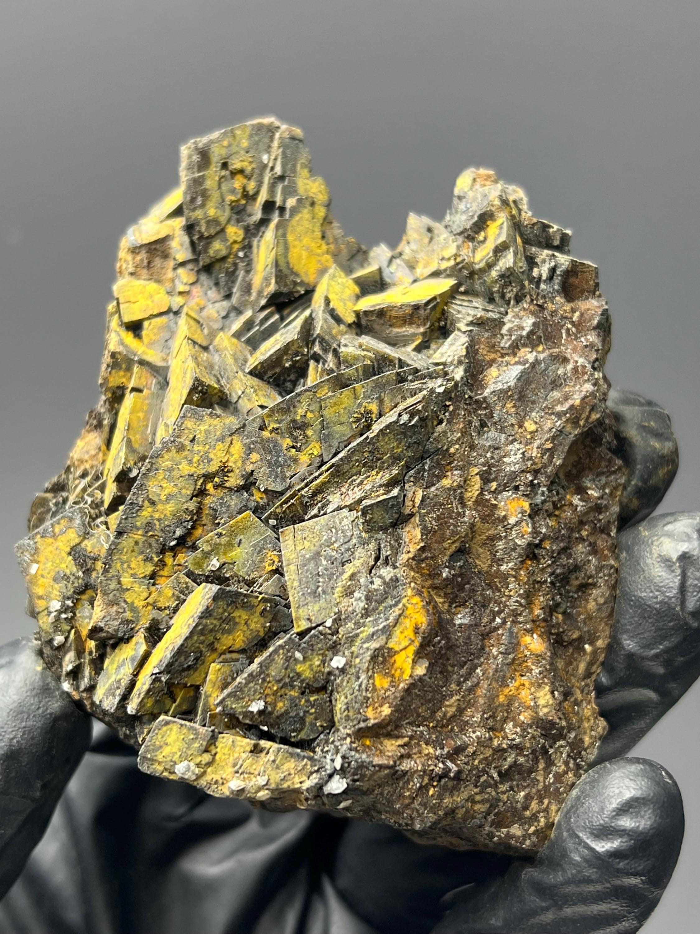 Very Rare Specimen! Natural Colors Iridescent Limonite With Iron Siderite - Crystal Gemstone AE 