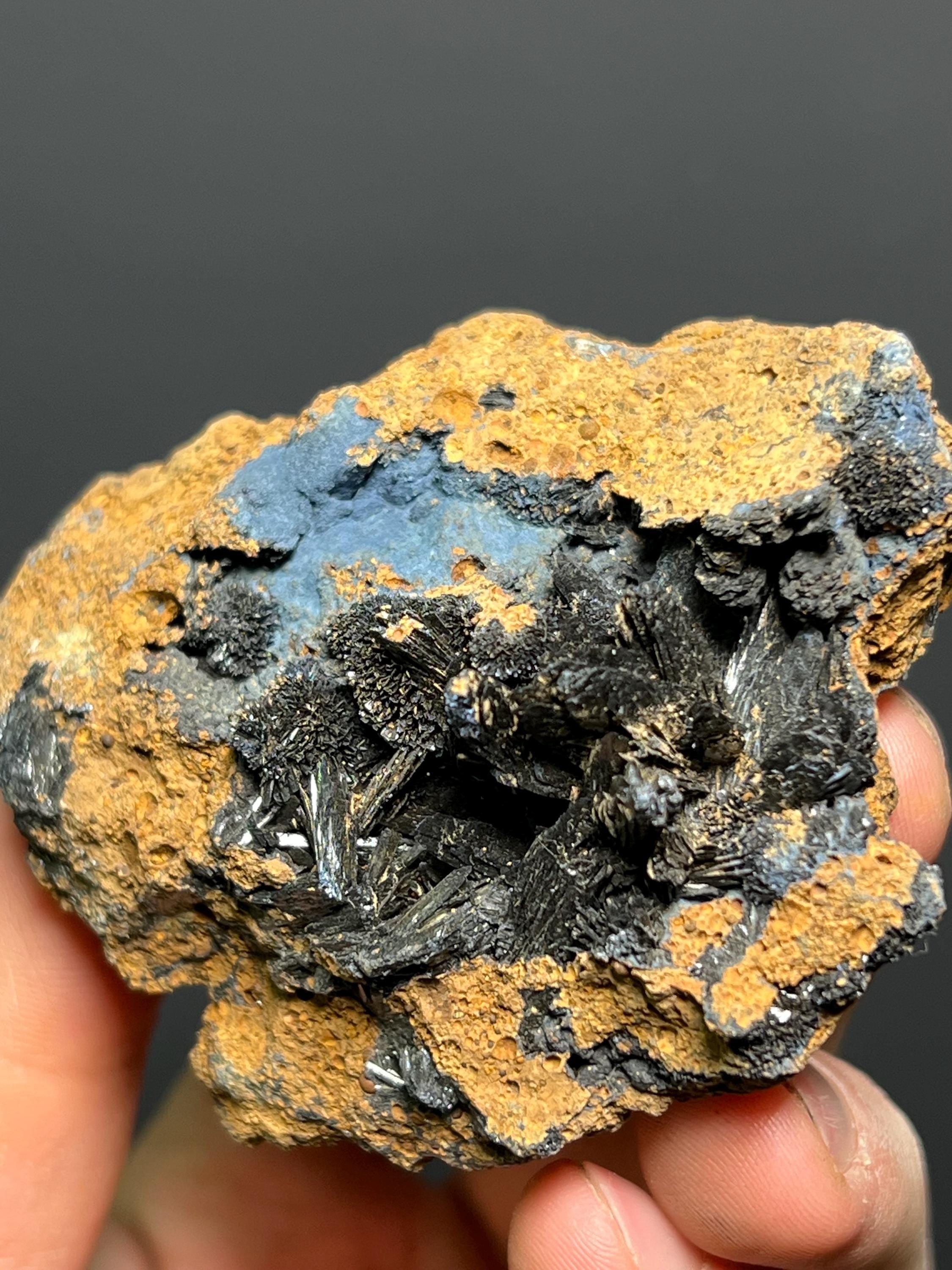 Special Vivanite Specimen, 110gram - Crystal Gemstone AE 