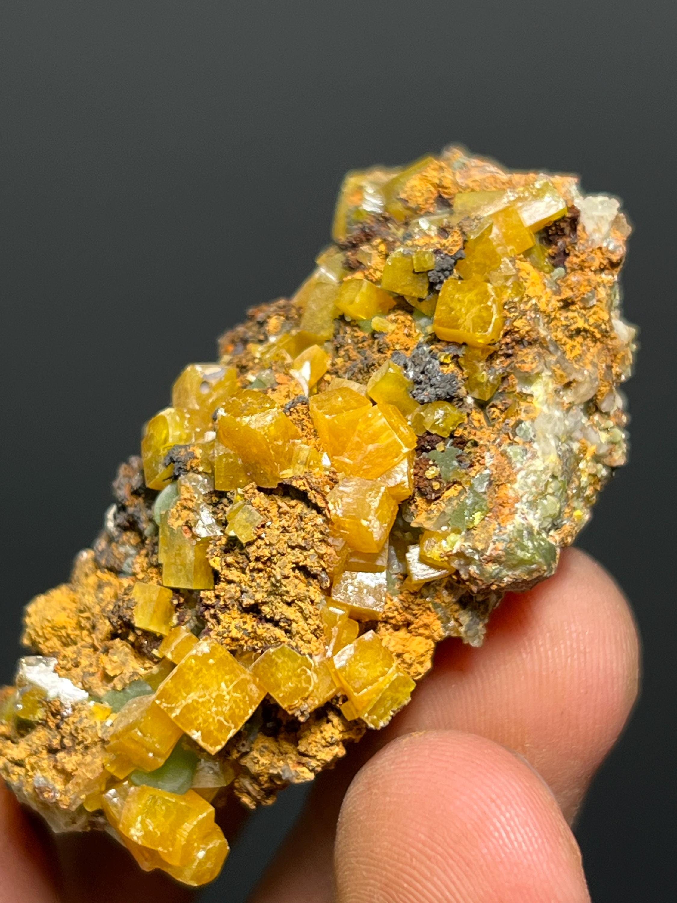 Very Special, Wulfenite Specimen, 62gram - Crystal Gemstone AE 