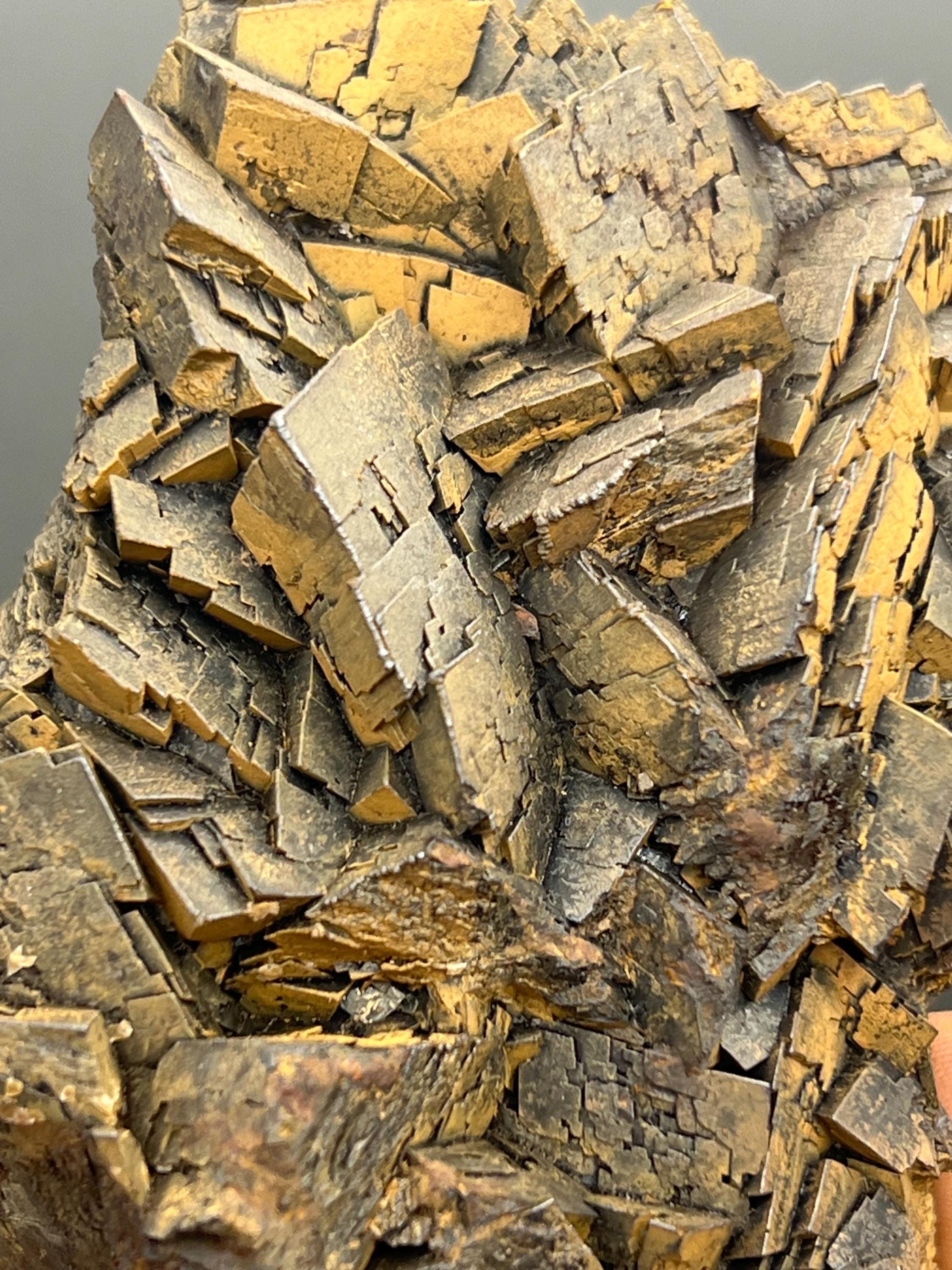 Limonite On Iron Siderite Mineral - Crystal Gemstone AE 