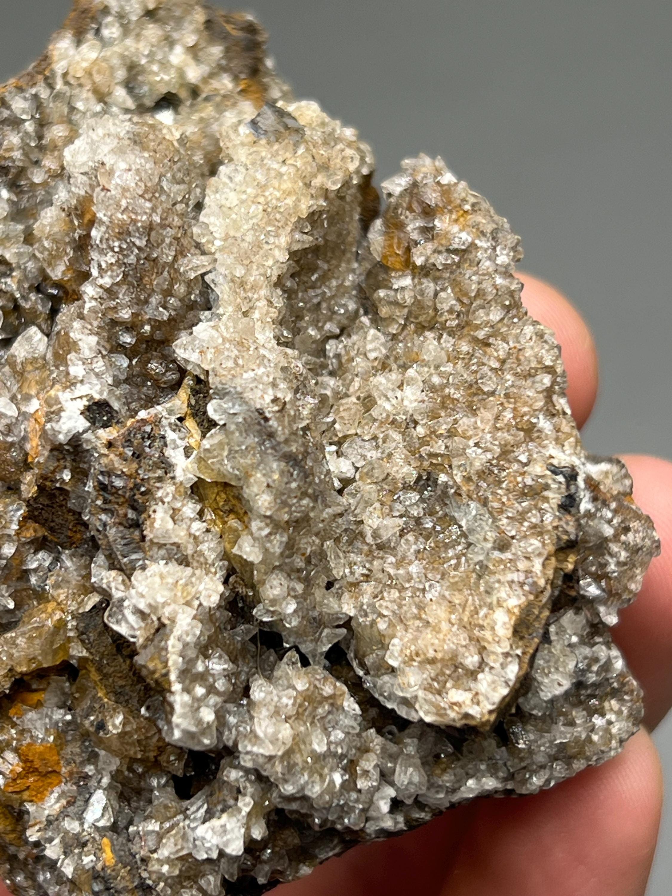 Very Special, Crystal Calcite On Hematite, From Turkey - Crystal Gemstone AE 