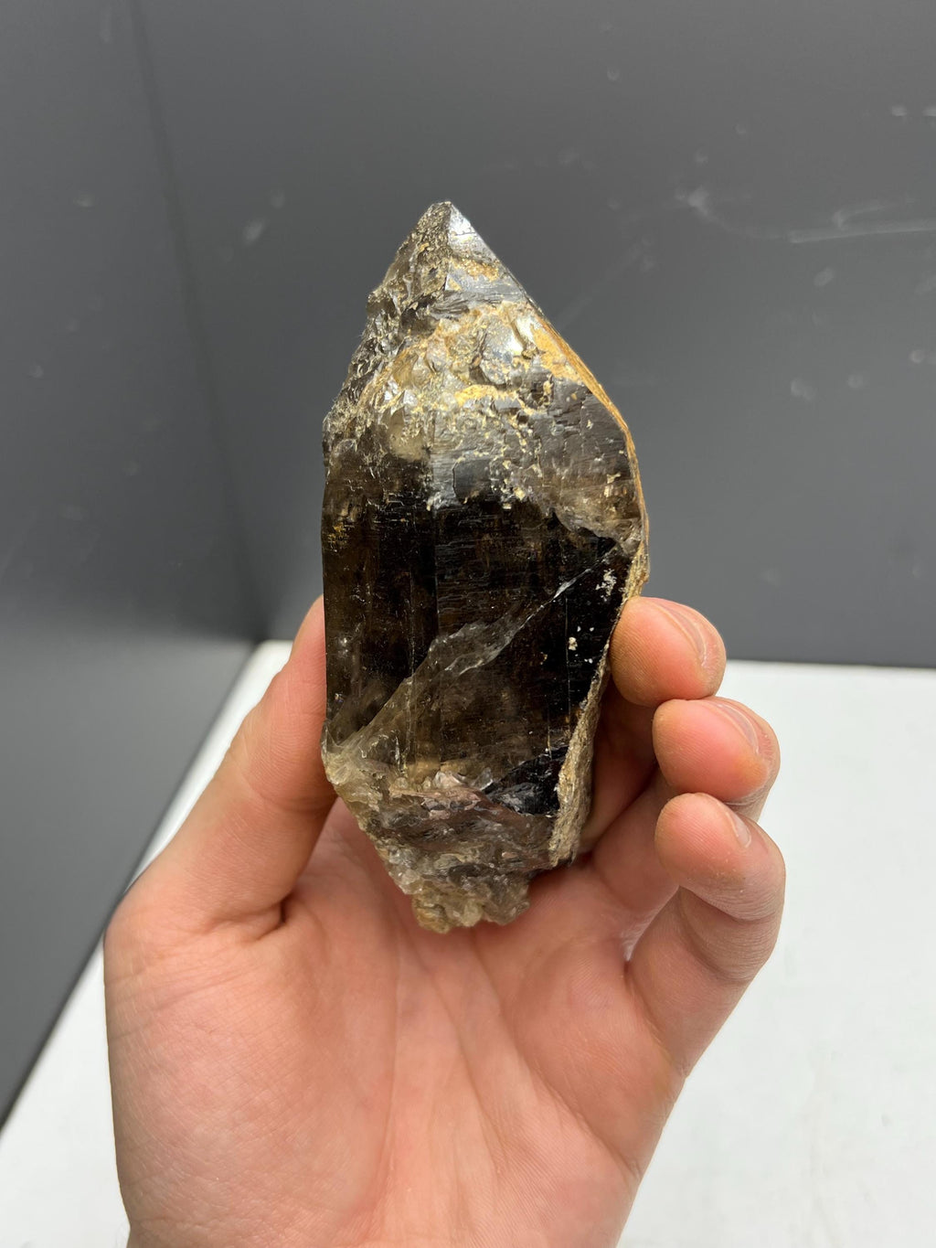 Smoky Quartz Mineral - Crystal Gemstone AE 
