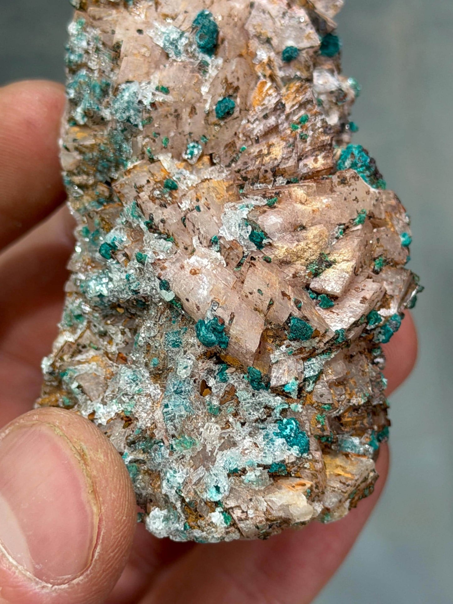 Rosasite And Malachite On Ankerite